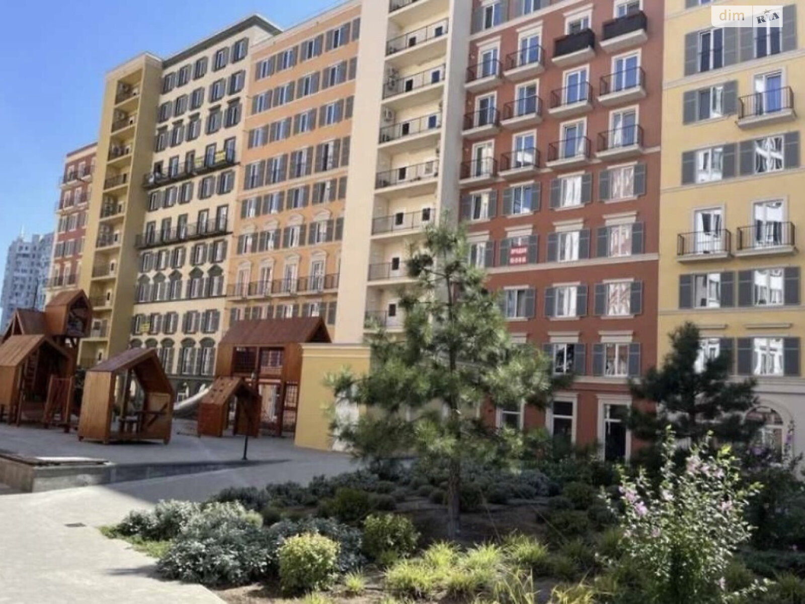 Продаж трикімнатної квартири в Одесі, на вул. Інглезі, район Київський фото 1 Продаж трикімнатної квартири в Одесі, на вул. Інглезі, район Київський фото 1