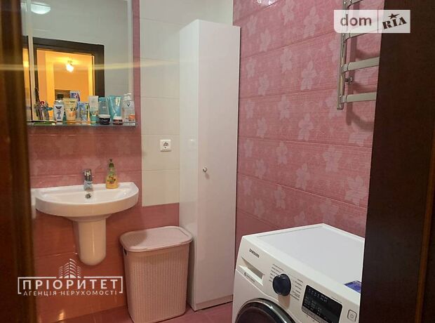 Продажа двухкомнатной квартиры в Одессе, на мас. Радужный район Киевский фото 1 Продажа двухкомнатной квартиры в Одессе, на мас. Радужный район Киевский фото 1