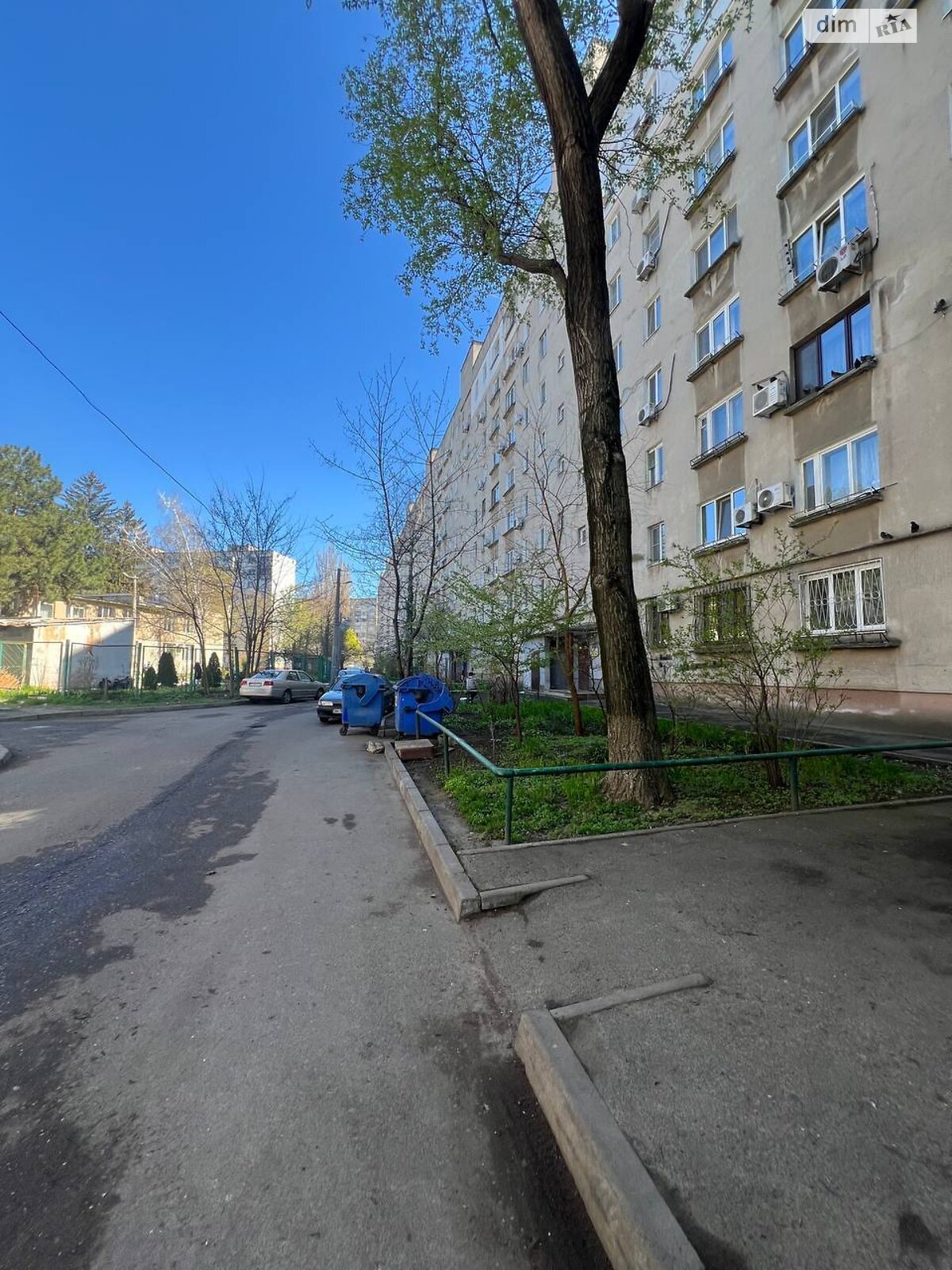 Продажа трехкомнатной квартиры в Одессе, на просп. Академика Глушко 6В, район Киевский фото 1