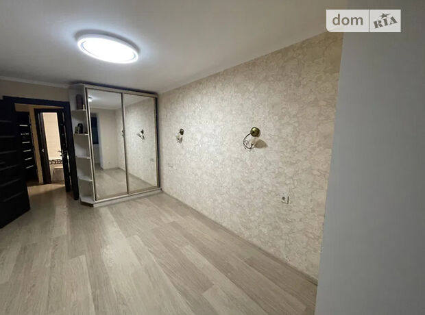Продажа трехкомнатной квартиры в Одессе, на ул. Академика Королева район Киевский фото 1 Продажа трехкомнатной квартиры в Одессе, на ул. Академика Королева район Киевский фото 1