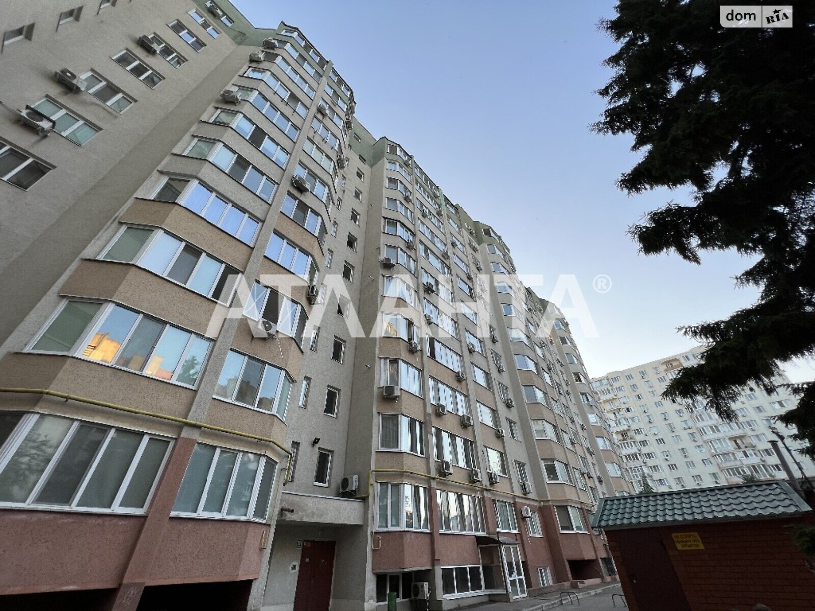 Продаж двокімнатної квартири в Одесі, на вул. Академіка Корольова, район Київський фото 1