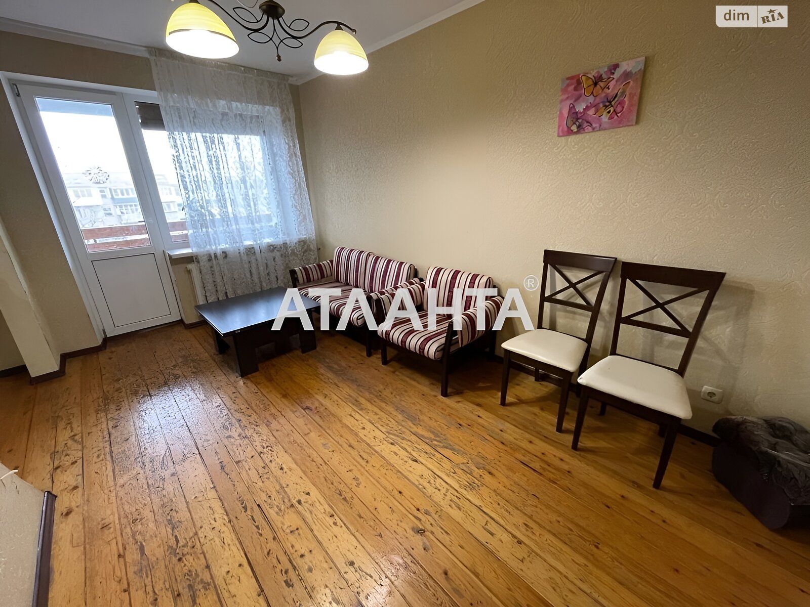 Продажа трехкомнатной квартиры в Одессе, на ул. Семьи Глодан, район Киевский фото 2 Продажа трехкомнатной квартиры в Одессе, на ул. Семьи Глодан, район Киевский фото 2