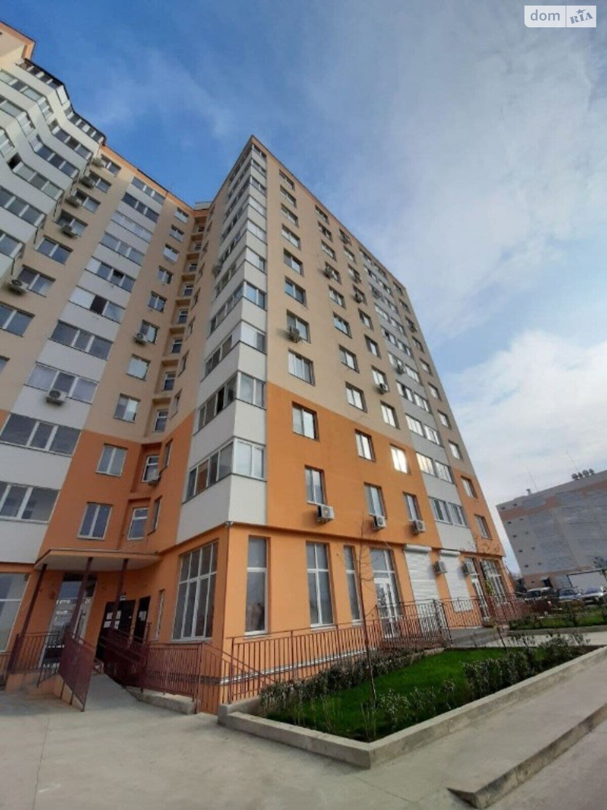 Продаж трикімнатної квартири в Одесі, на вул. Гранітна 1, кв. 356, район Таїрова фото 1