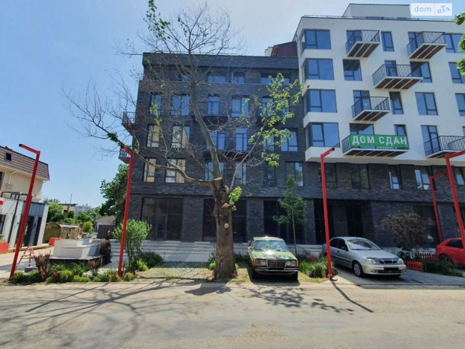 Продаж трикімнатної квартири в Одесі, на вул. Авдєєва-Чорноморського 7, район Київський фото 1