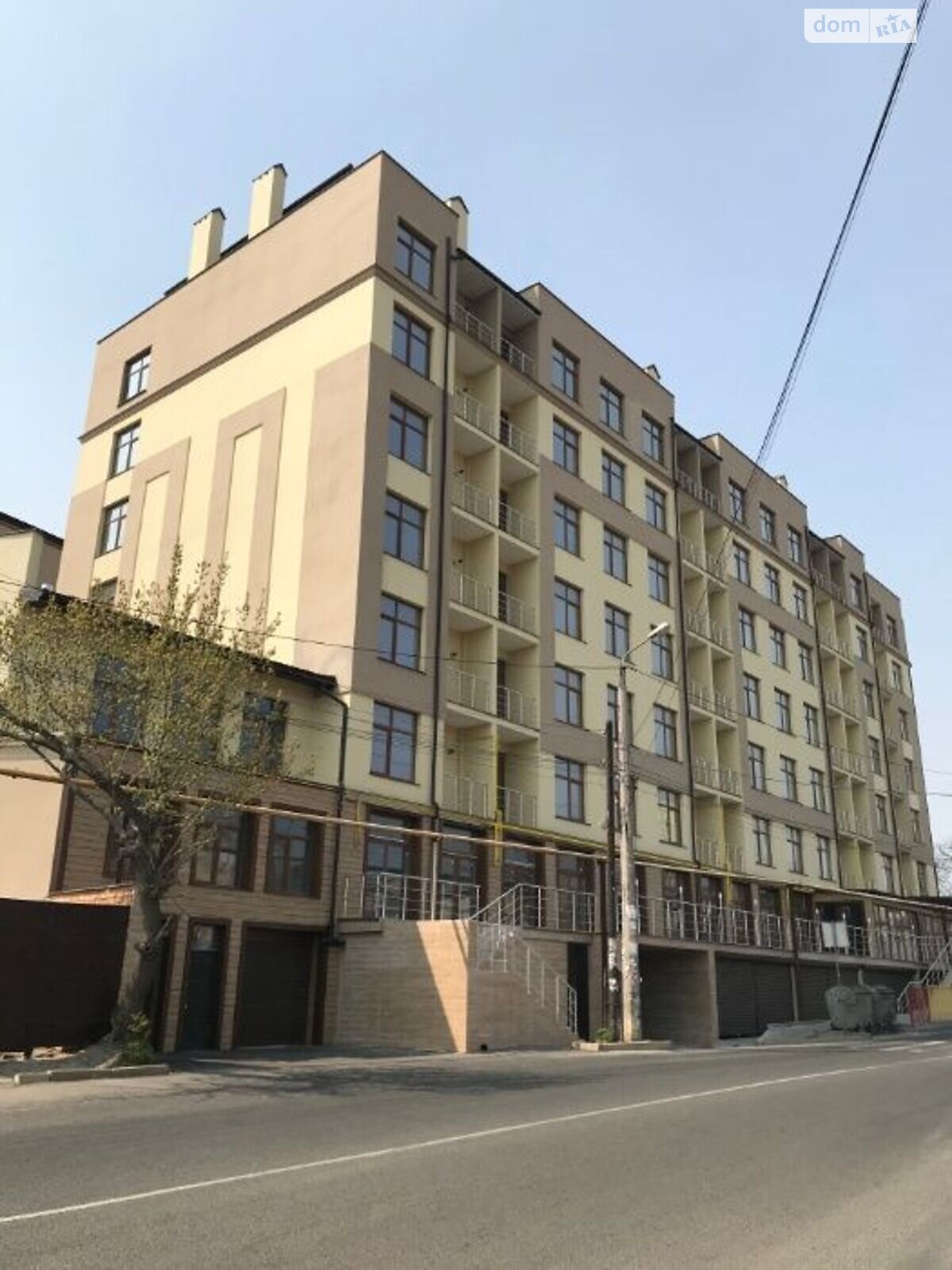 Продажа трехкомнатной квартиры в Одессе, на ул. Долгая, район Киевский фото 1