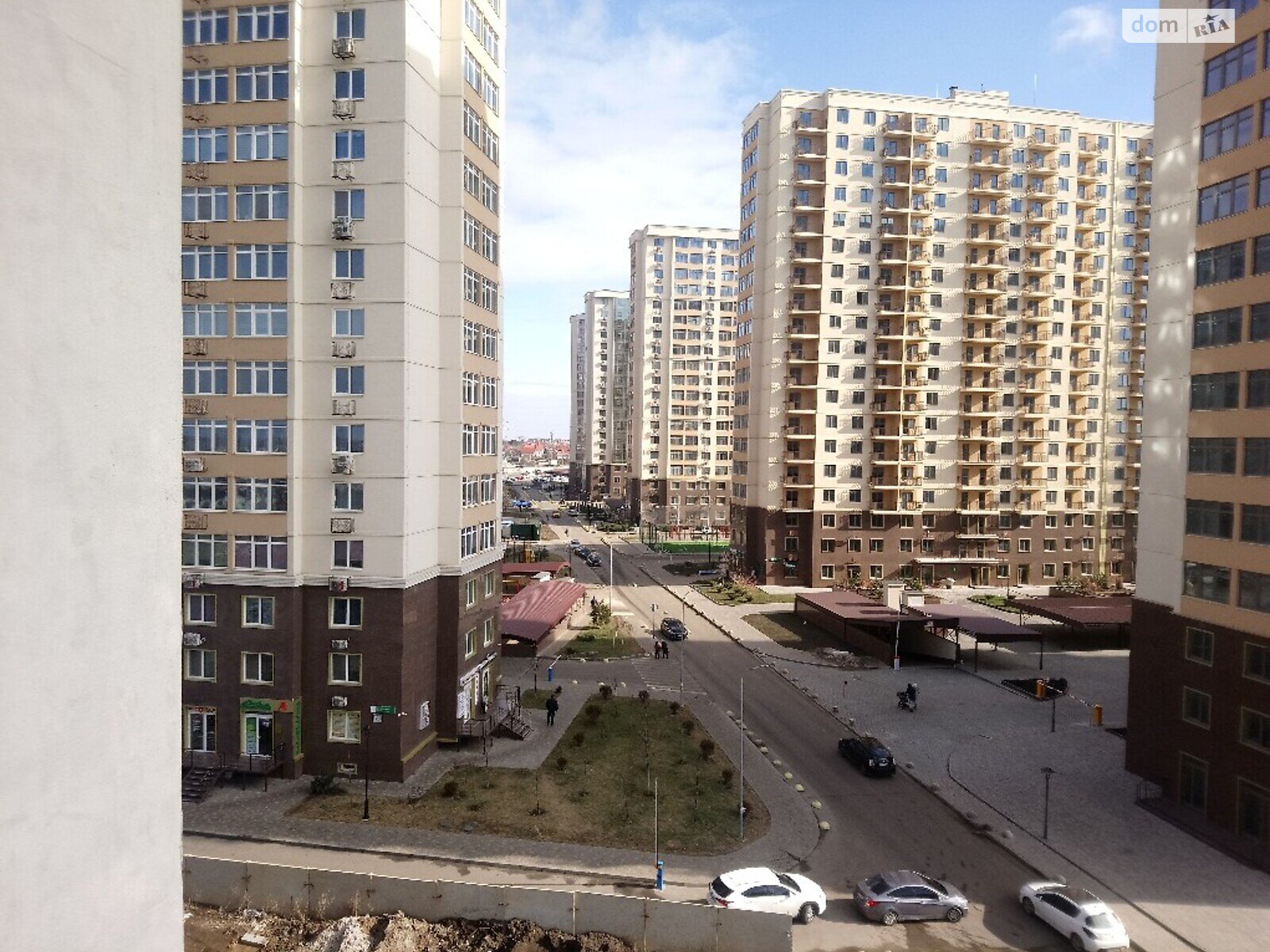 Продаж однокімнатної квартири в Одесі, на просп. Небесної Сотні, район Київський фото 1