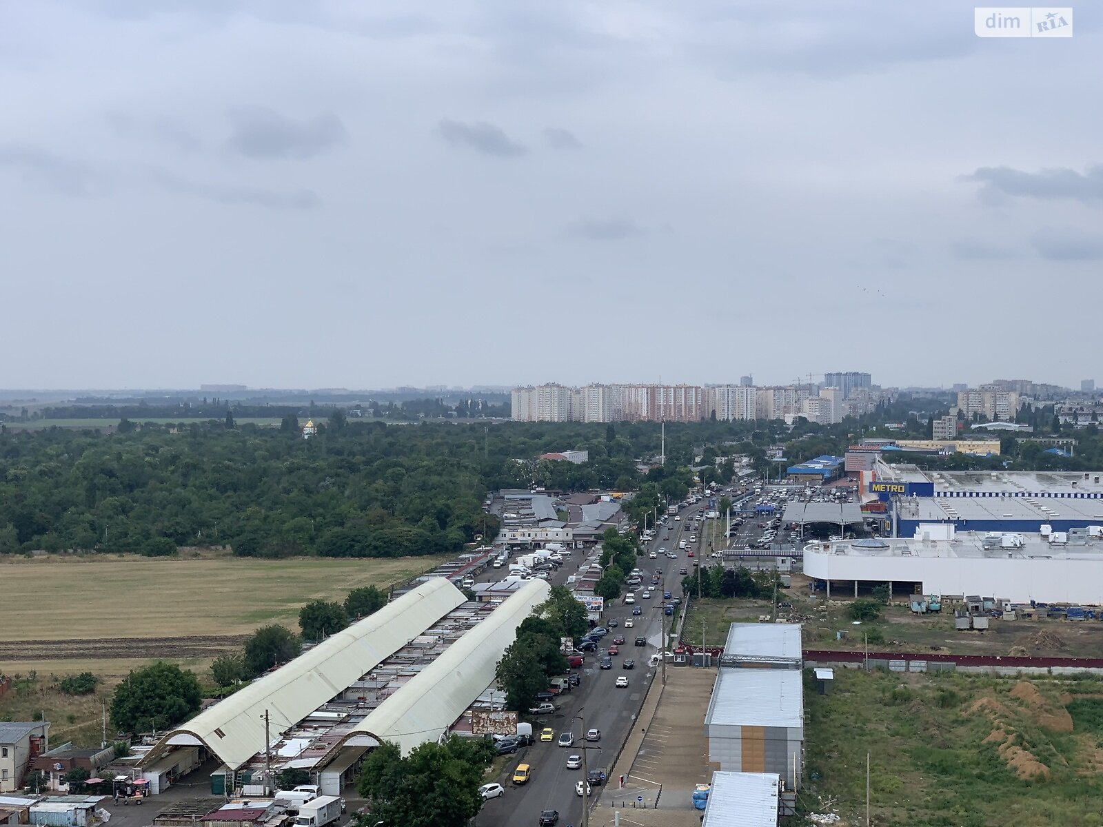 Продажа трехкомнатной квартиры в Одессе, на просп. Небесной Сотни, район Киевский фото 1 Продажа трехкомнатной квартиры в Одессе, на просп. Небесной Сотни, район Киевский фото 1
