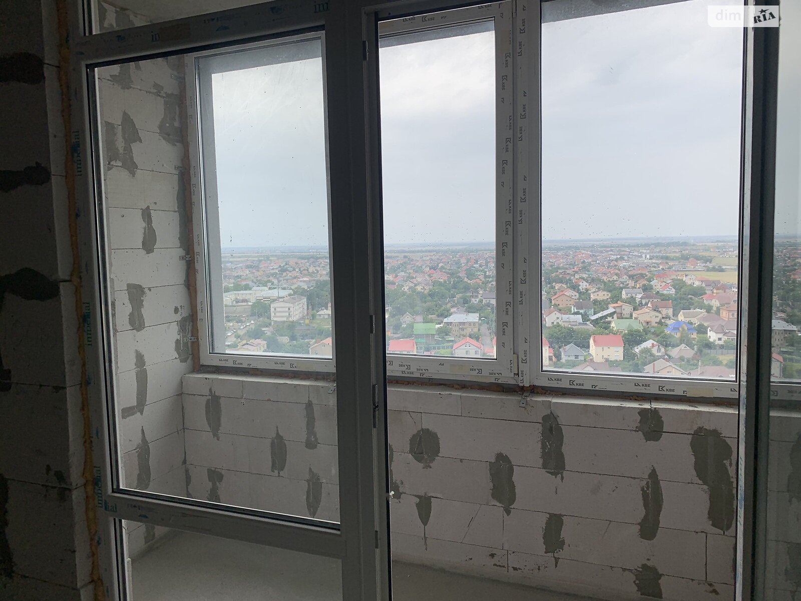 Продажа трехкомнатной квартиры в Одессе, на просп. Небесной Сотни, район Киевский фото 1 Продажа трехкомнатной квартиры в Одессе, на просп. Небесной Сотни, район Киевский фото 1
