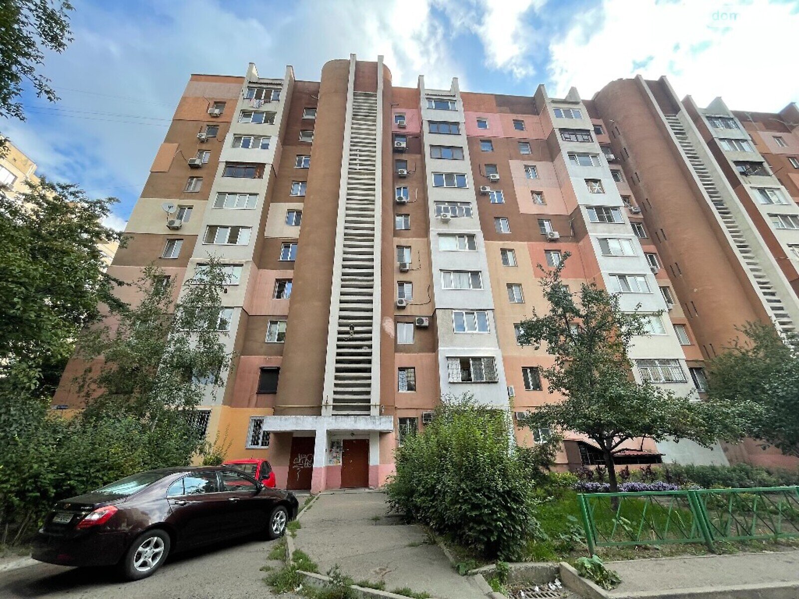 Продажа трехкомнатной квартиры в Одессе, на ул. Левитана, район Киевский фото 1
