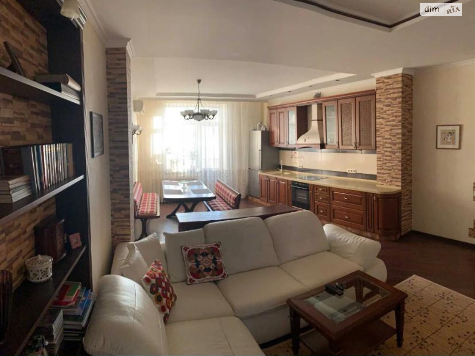 Продаж однокімнатної квартири в Одесі, на вул. Левітана, район Київський фото 1
