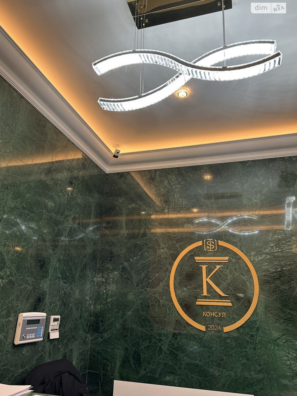 Продаж двокімнатної квартири в Одесі, на дор. Фонтанська, район Київський фото 1 Продаж двокімнатної квартири в Одесі, на дор. Фонтанська, район Київський фото 1