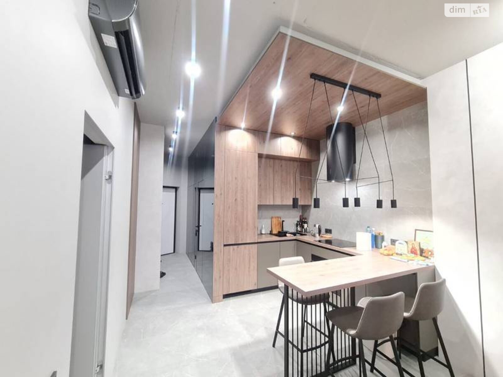 Продажа однокомнатной квартиры в Одессе, на дор. Фонтанская 122, район Киевский фото 1 Продажа однокомнатной квартиры в Одессе, на дор. Фонтанская 122, район Киевский фото 1
