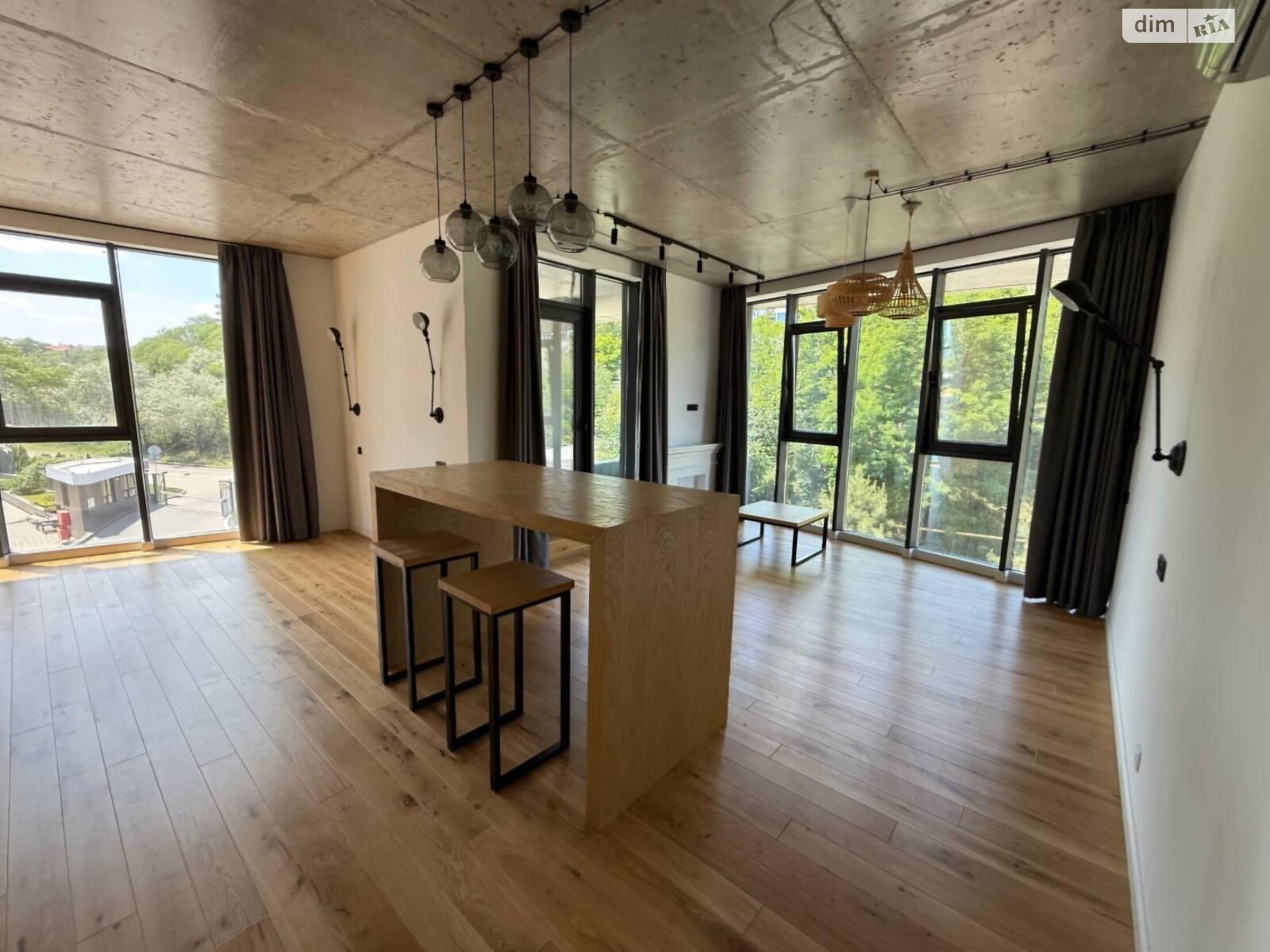 Продажа трехкомнатной квартиры в Одессе, на дор. Фонтанская, район Киевский фото 1