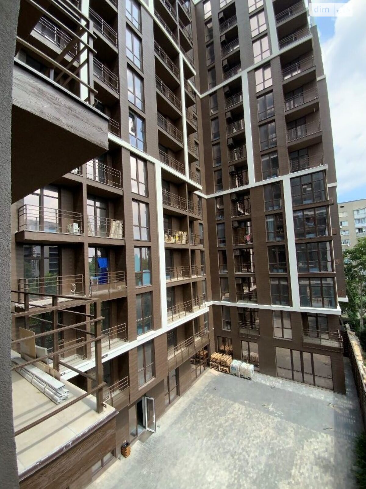 Продажа трехкомнатной квартиры в Одессе, на ул. Гераневая, район Киевский фото 1