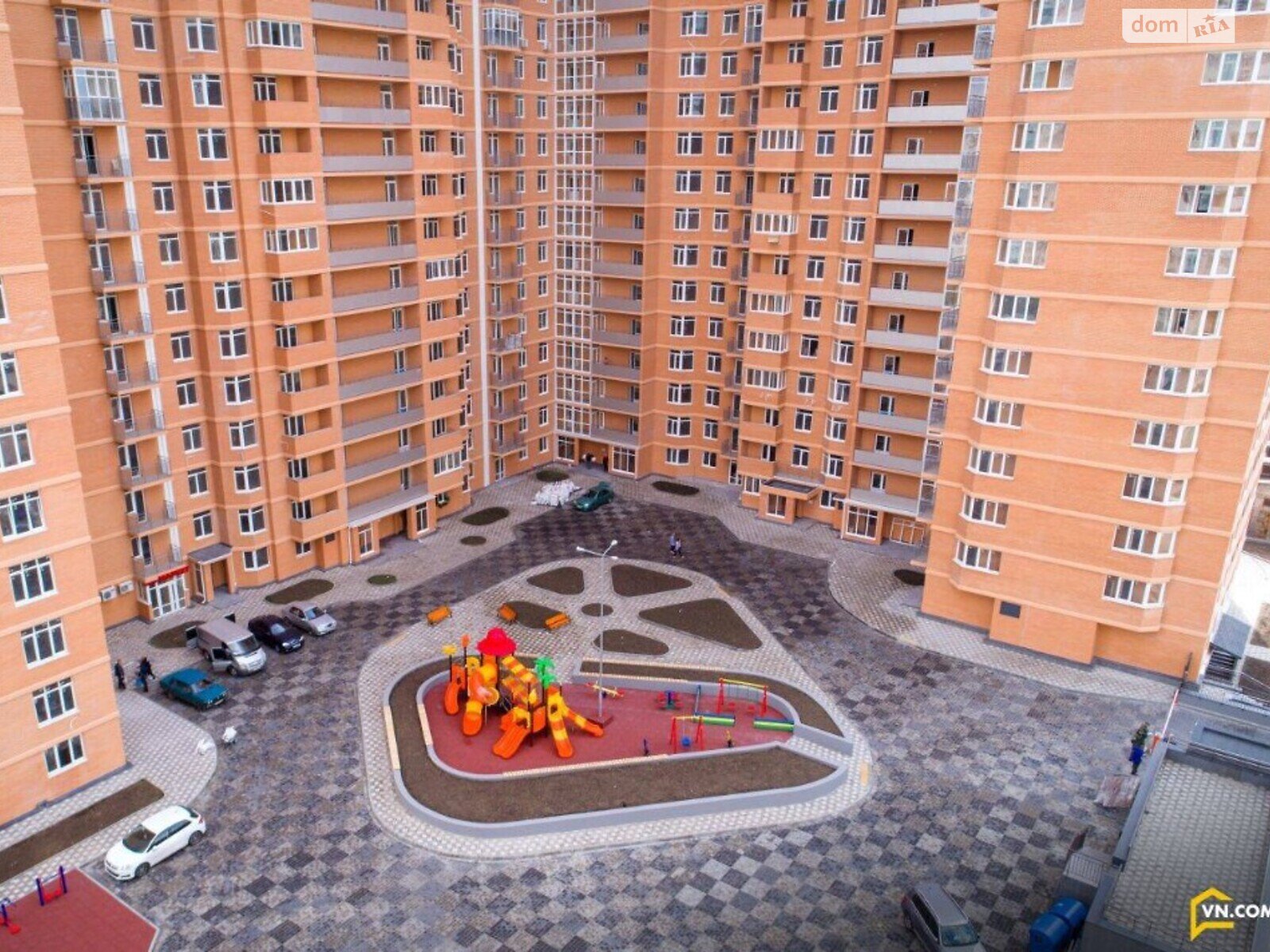 Продажа трехкомнатной квартиры в Одессе, на ул. Жаботинского, район Киевский фото 1