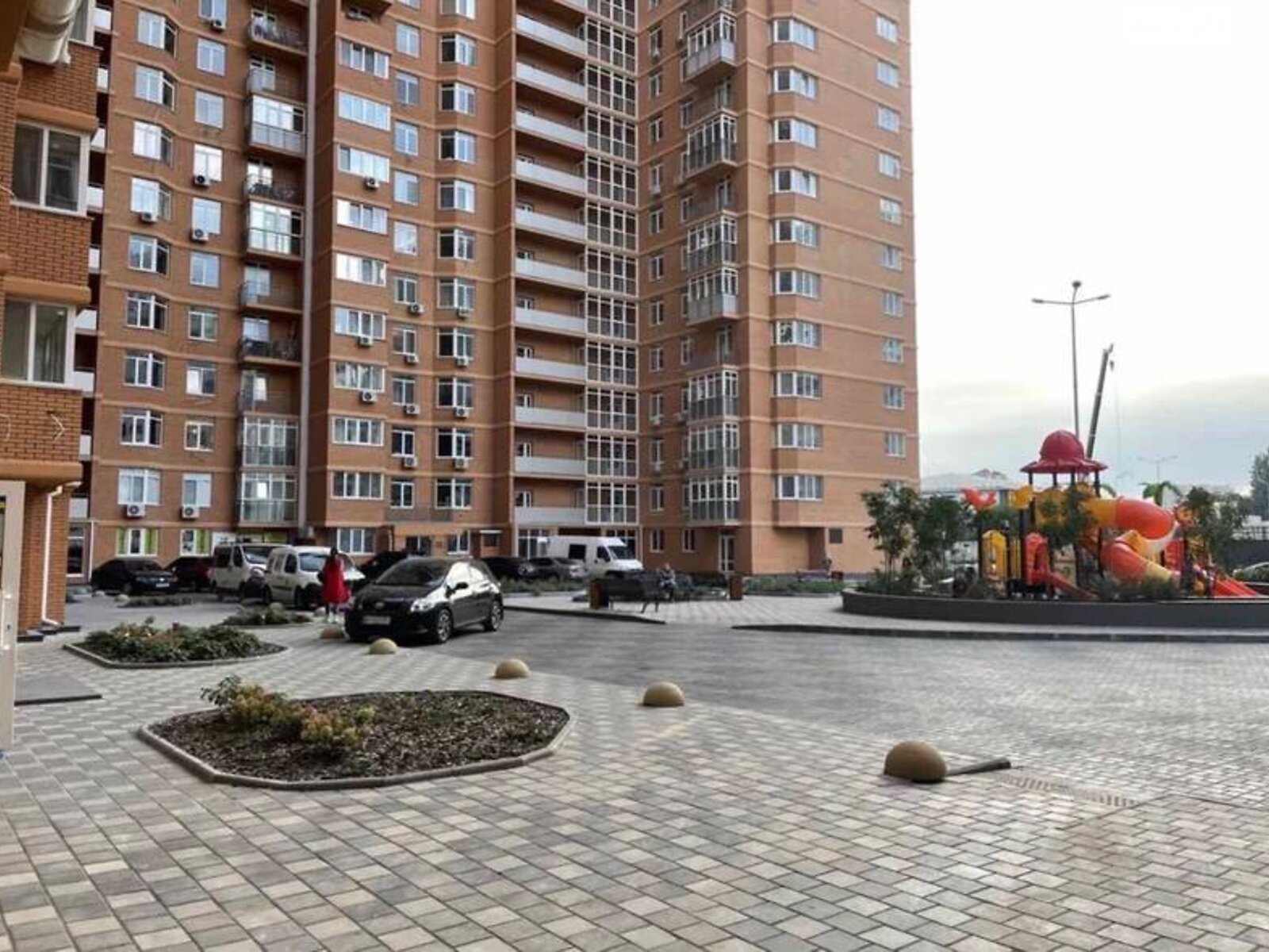 Продажа трехкомнатной квартиры в Одессе, на ул. Жаботинского 56А, район Киевский фото 1