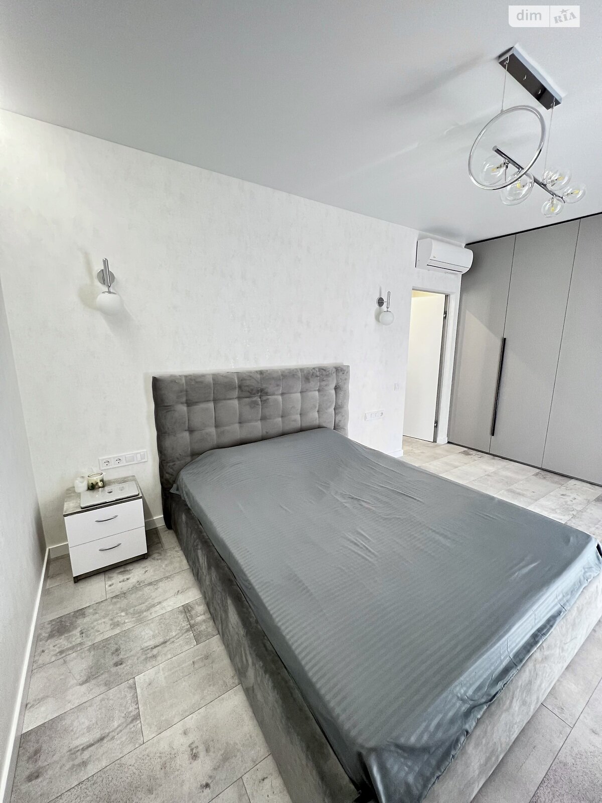 Продажа двухкомнатной квартиры в Одессе, на ул. Жемчужная 6, район Таирова фото 1 Продажа двухкомнатной квартиры в Одессе, на ул. Жемчужная 6, район Таирова фото 1
