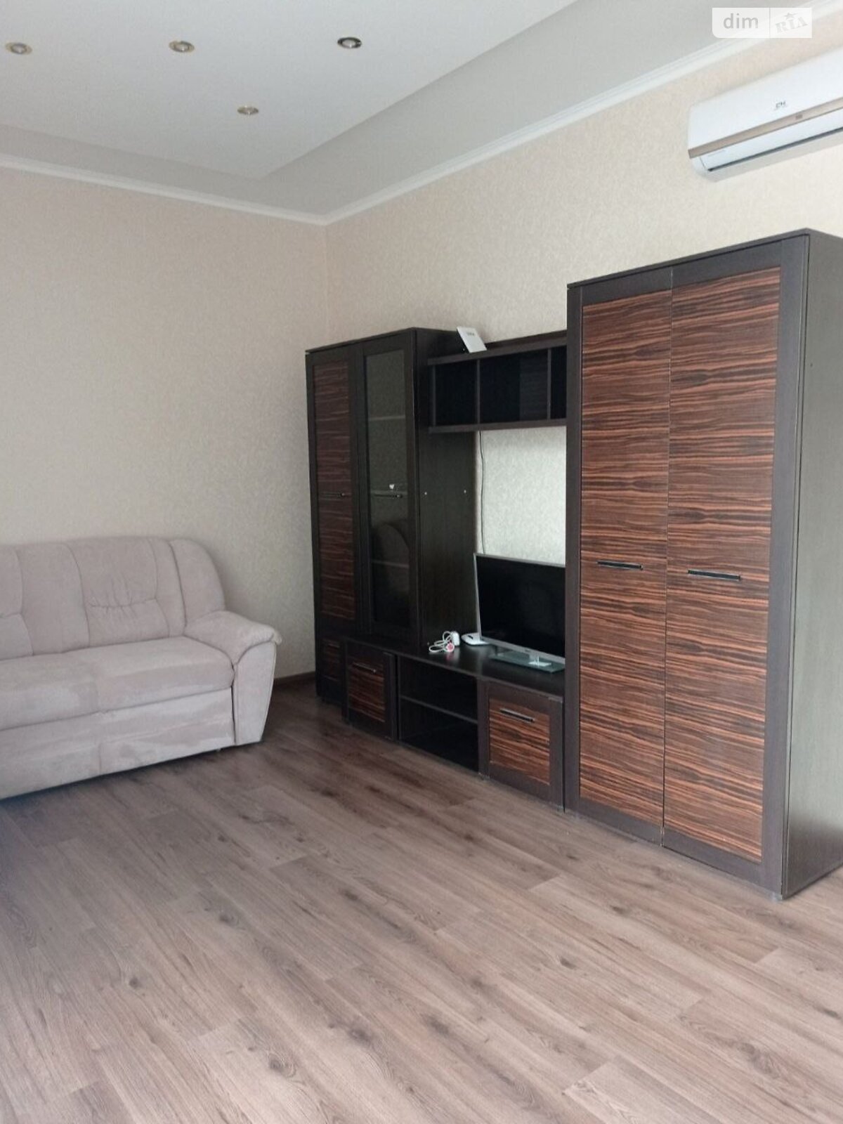 Продаж двокімнатної квартири в Одесі, на вул. Перлинна 1А, район Київський фото 1 Продаж двокімнатної квартири в Одесі, на вул. Перлинна 1А, район Київський фото 1