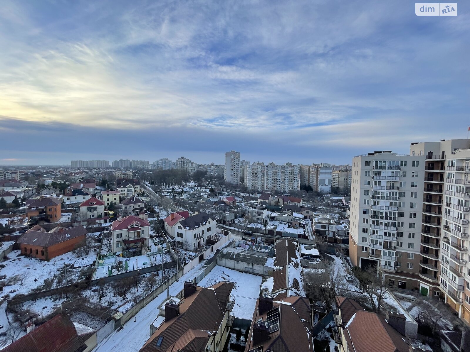 Продажа двухкомнатной квартиры в Одессе, на ул. Евгения Чикаленко, район Киевский фото 1 Продажа двухкомнатной квартиры в Одессе, на ул. Евгения Чикаленко, район Киевский фото 1