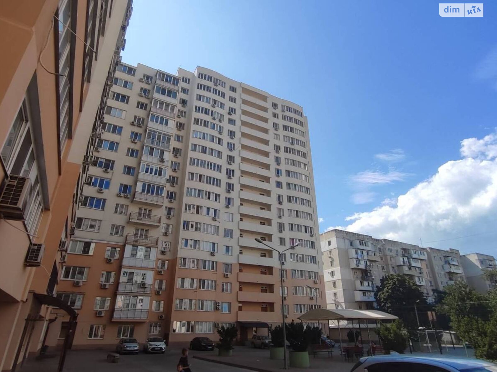 Продаж однокімнатної квартири в Одесі, на вул. Костанді, район Київський фото 1 Продаж однокімнатної квартири в Одесі, на вул. Костанді, район Київський фото 1