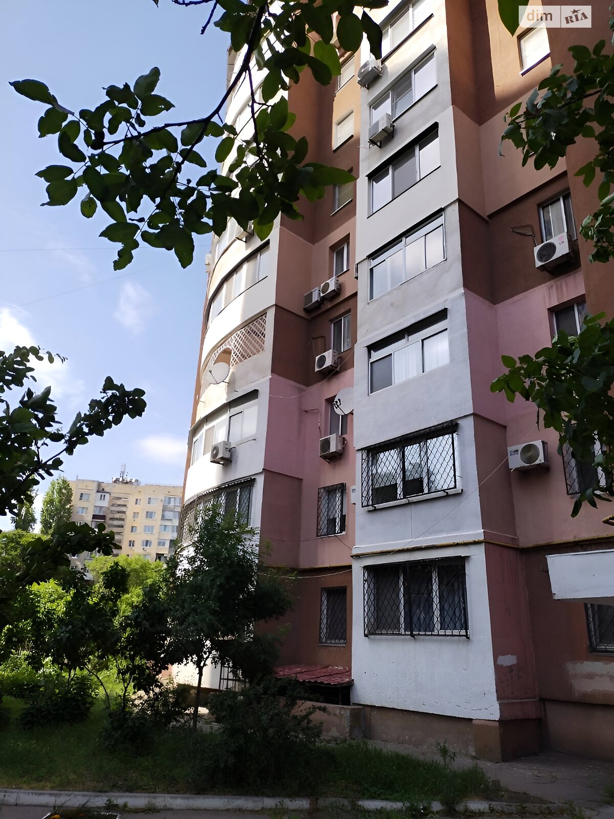 Продажа трехкомнатной квартиры в Одессе, на ул. Левитана, район Киевский фото 1 Продажа трехкомнатной квартиры в Одессе, на ул. Левитана, район Киевский фото 1