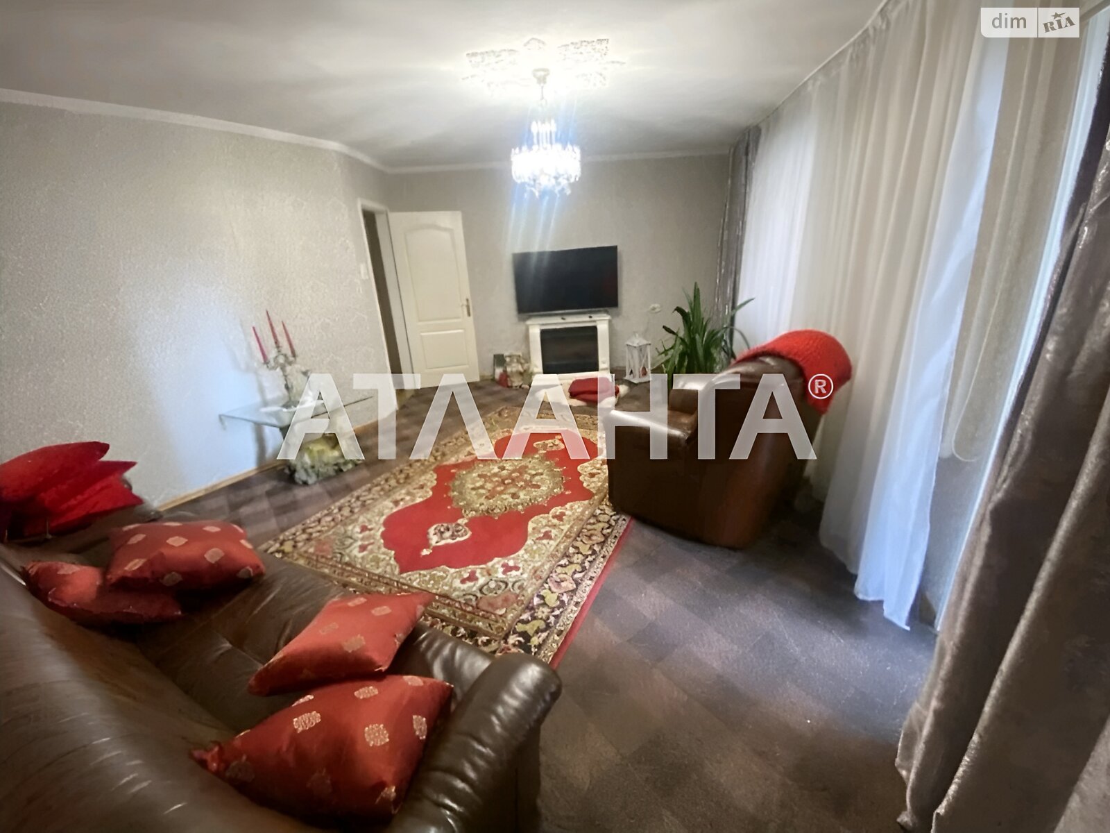 Продаж трикімнатної квартири в Одесі, на вул. Левітана, район Київський фото 2 Продаж трикімнатної квартири в Одесі, на вул. Левітана, район Київський фото 2