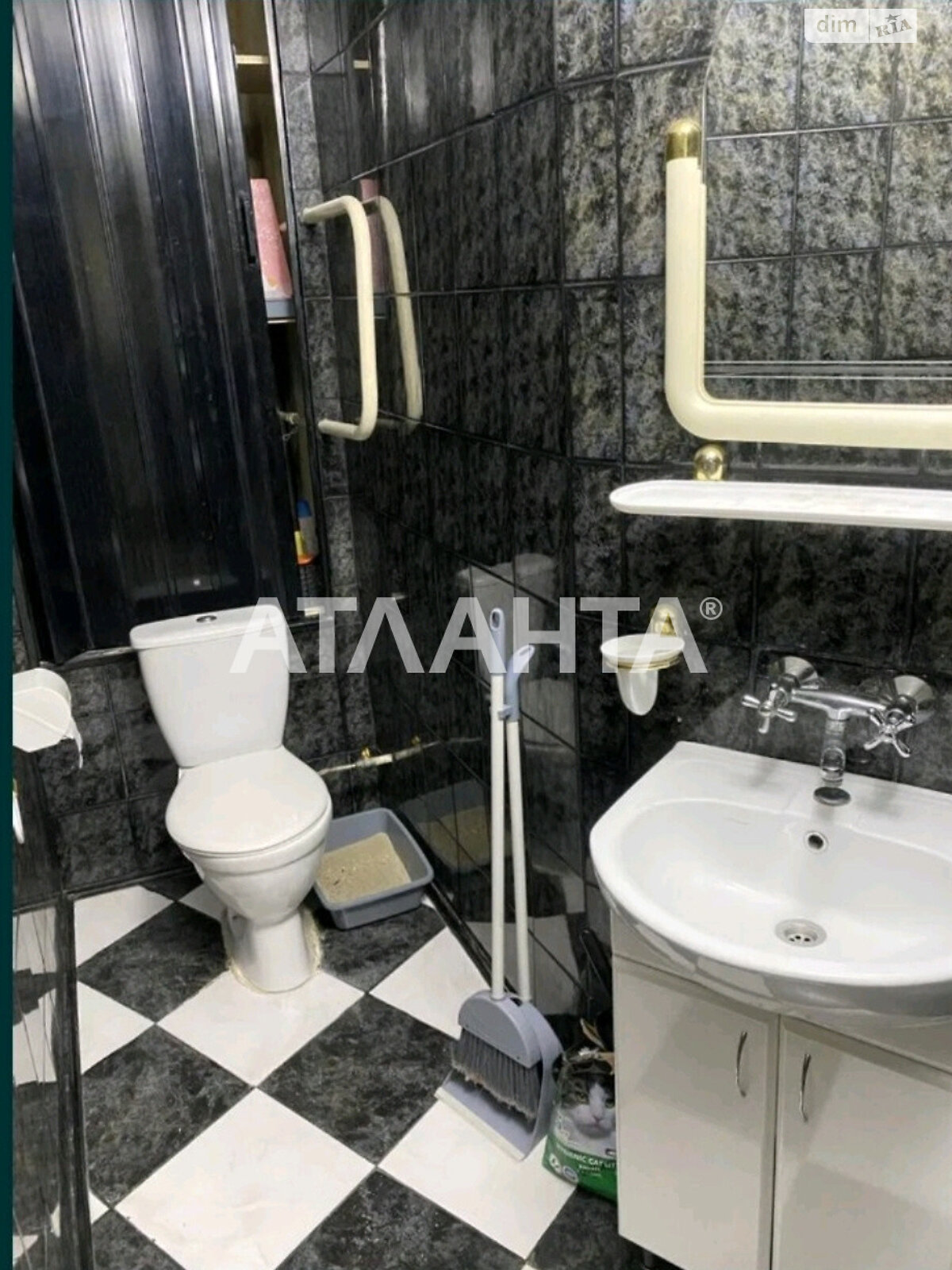 Продаж трикімнатної квартири в Одесі, на вул. Левітана, район Київський фото 2 Продаж трикімнатної квартири в Одесі, на вул. Левітана, район Київський фото 2