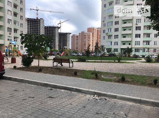 Продажа трехкомнатной квартиры в Одессе, на ул. Люстдорфская дорога район Киевский фото 1 Продажа трехкомнатной квартиры в Одессе, на ул. Люстдорфская дорога район Киевский фото 1