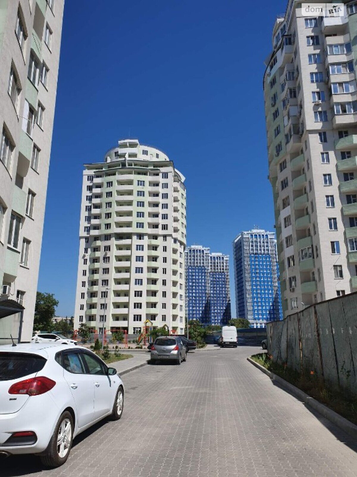 Продажа двухкомнатной квартиры в Одессе, на ул. Люстдорфская дорога 55, район Киевский фото 1
