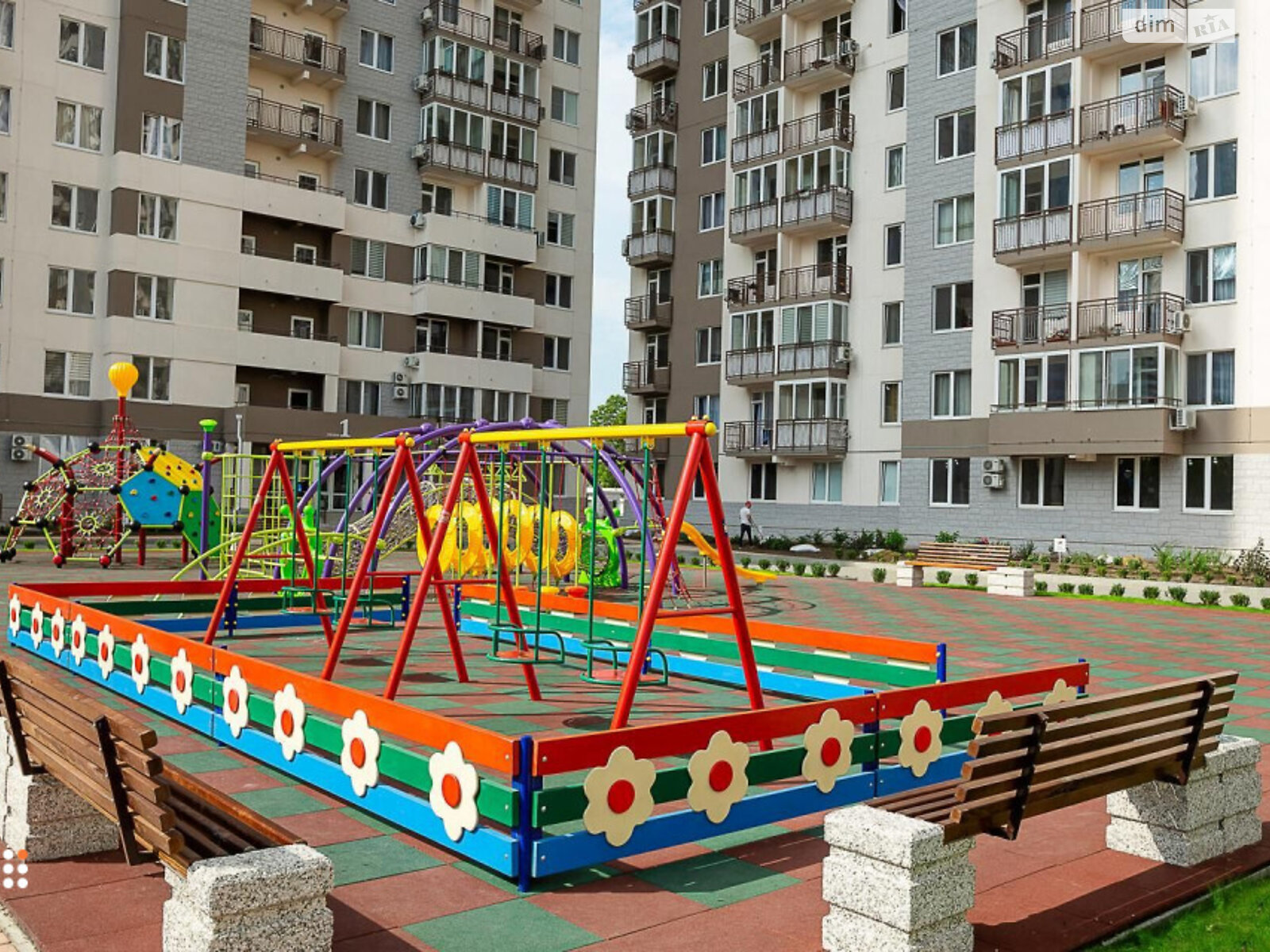 Продаж трикімнатної квартири в Одесі, на вул. Люстдорфська дорога 90, район Київський фото 1