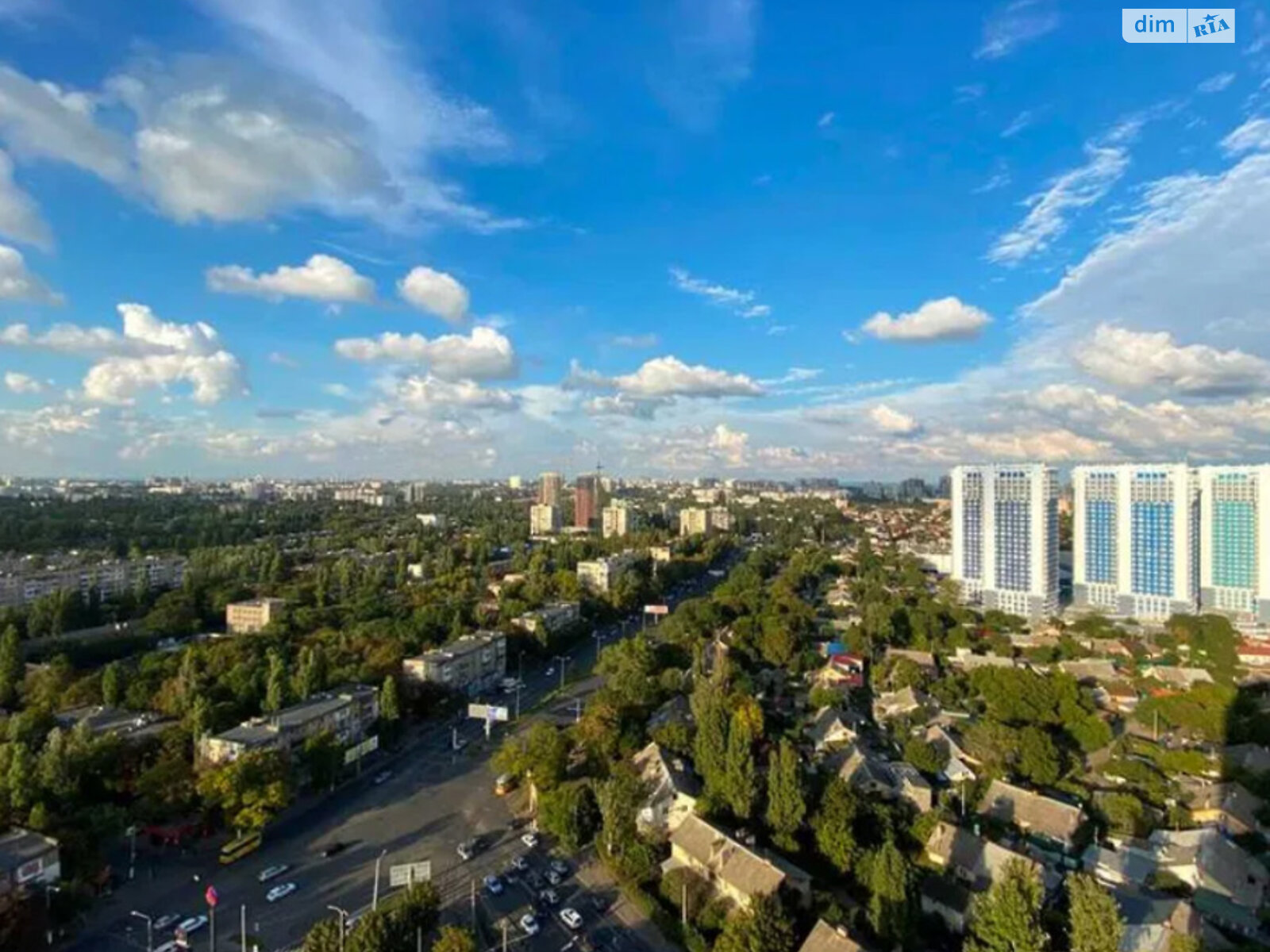 Продаж трикімнатної квартири в Одесі, на вул. Люстдорфська дорога, район Київський фото 1 Продаж трикімнатної квартири в Одесі, на вул. Люстдорфська дорога, район Київський фото 1