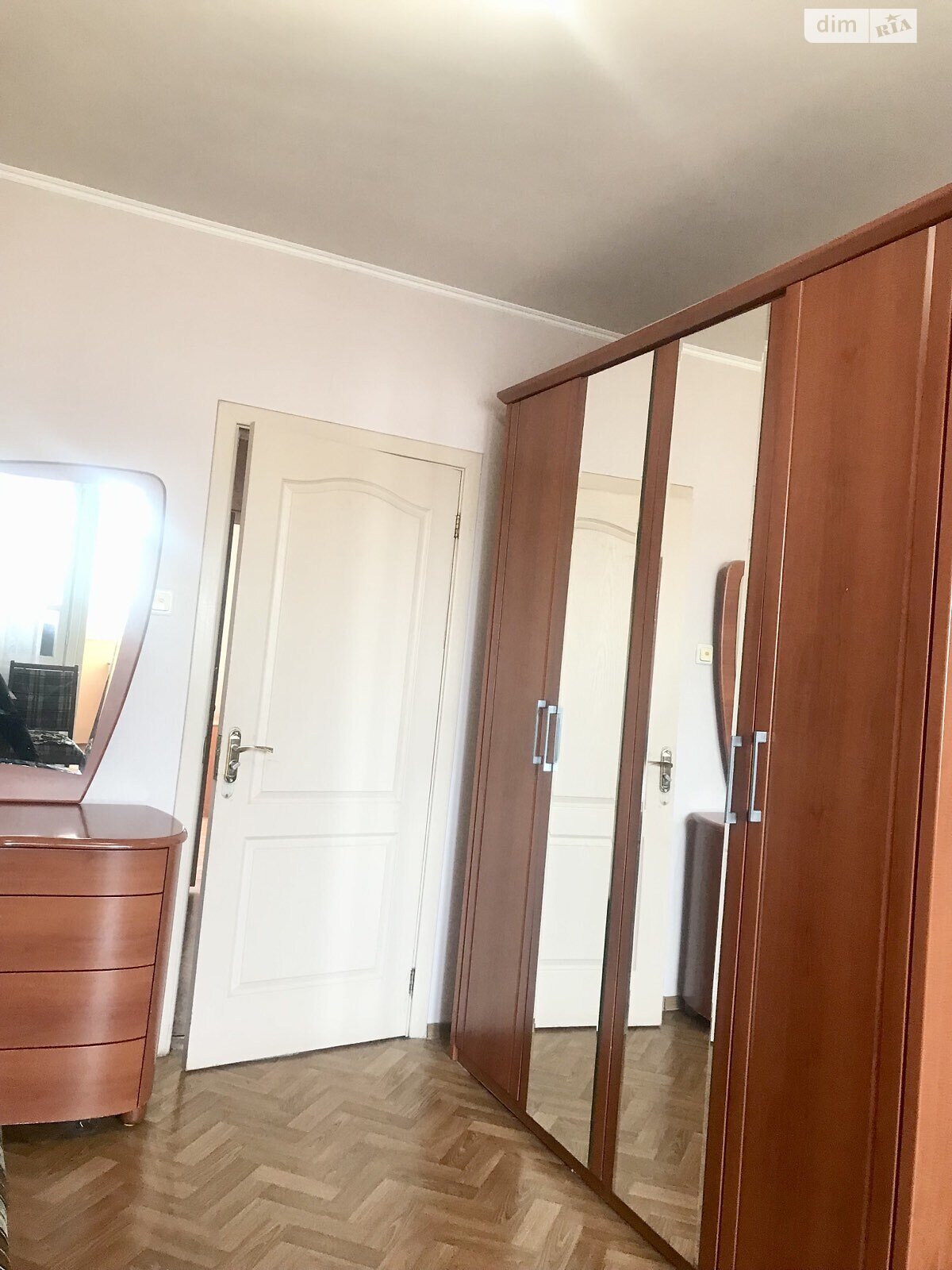 Продаж трикімнатної квартири в Одесі, на вул. Люстдорфська дорога 166 корпус 1, район Київський фото 1 Продаж трикімнатної квартири в Одесі, на вул. Люстдорфська дорога 166 корпус 1, район Київський фото 1