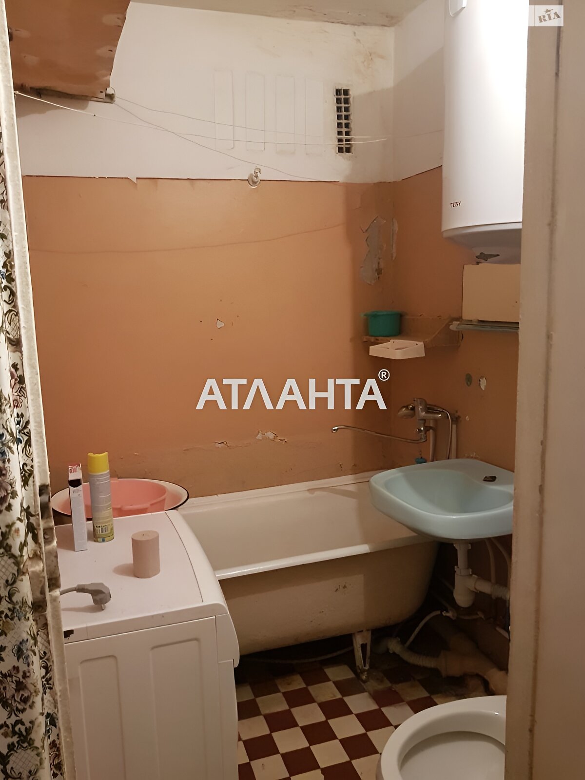 Продаж трикімнатної квартири в Одесі, на вул. Люстдорфська дорога, район Київський фото 1 Продаж трикімнатної квартири в Одесі, на вул. Люстдорфська дорога, район Київський фото 1