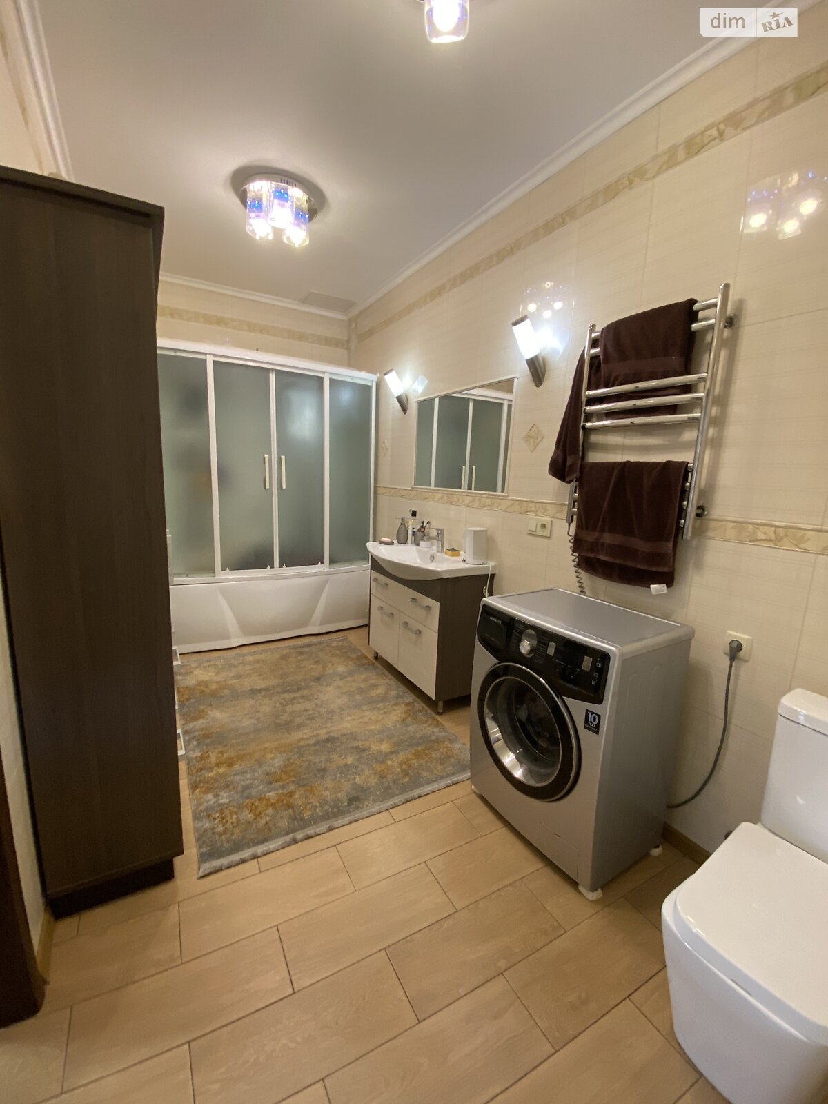 Продаж трикімнатної квартири в Одесі, на вул. Люстдорфська дорога 27, район Київський фото 1 Продаж трикімнатної квартири в Одесі, на вул. Люстдорфська дорога 27, район Київський фото 1