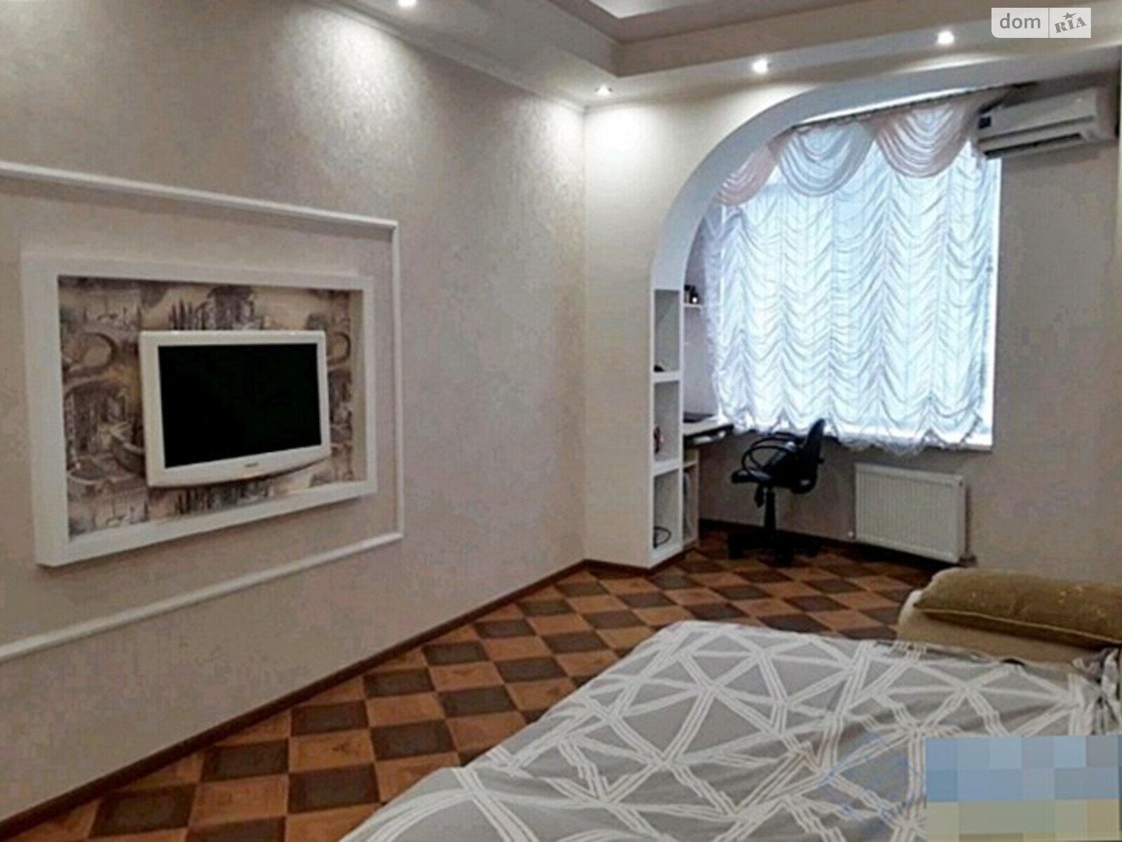 Продажа однокомнатной квартиры в Одессе, на ул. Макаренко 2А, район Киевский фото 1