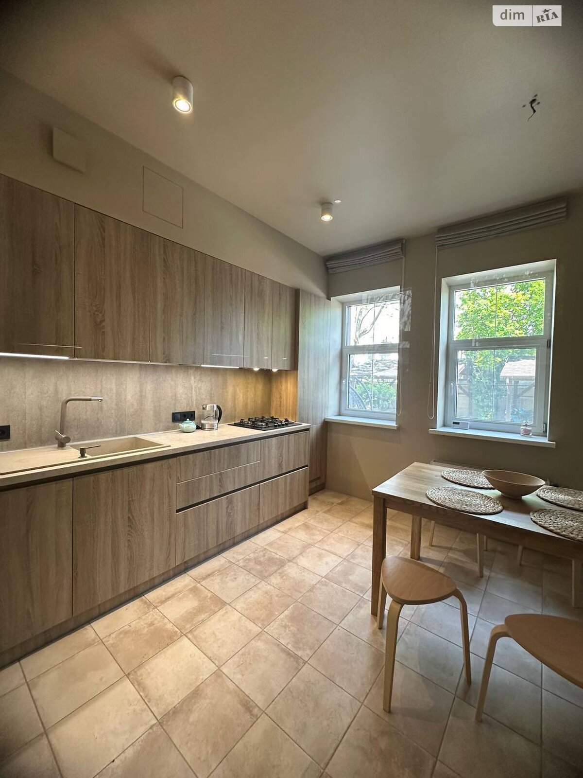 Продаж двокімнатної квартири в Одесі, на пров. Травневий 4, район Київський фото 1 Продаж двокімнатної квартири в Одесі, на пров. Травневий 4, район Київський фото 1