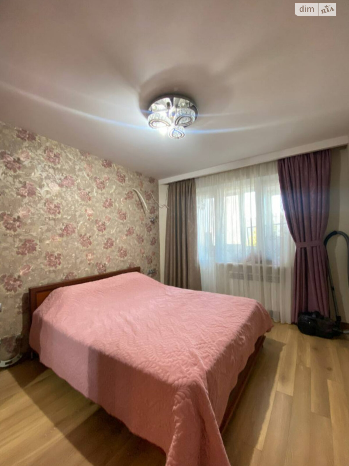 Продажа трехкомнатной квартиры в Одессе, на просп. Небесной Сотни 89, район Киевский фото 1