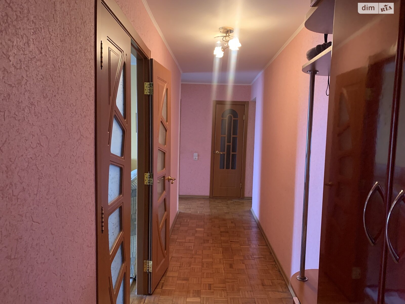 Продажа трехкомнатной квартиры в Одессе, на просп. Небесной Сотни, район Киевский фото 1 Продажа трехкомнатной квартиры в Одессе, на просп. Небесной Сотни, район Киевский фото 1