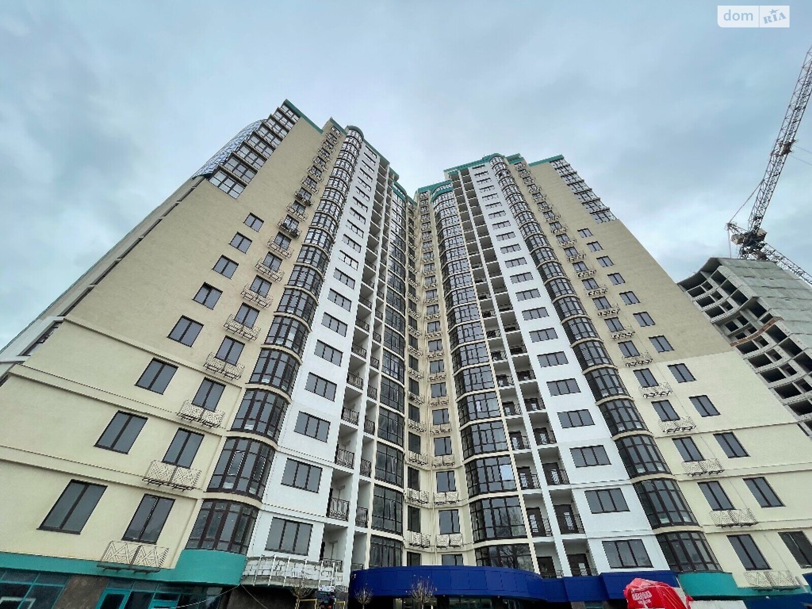 Продажа четырехкомнатной квартиры в Одессе, на дор. Фонтанская 118А, район Киевский фото 1