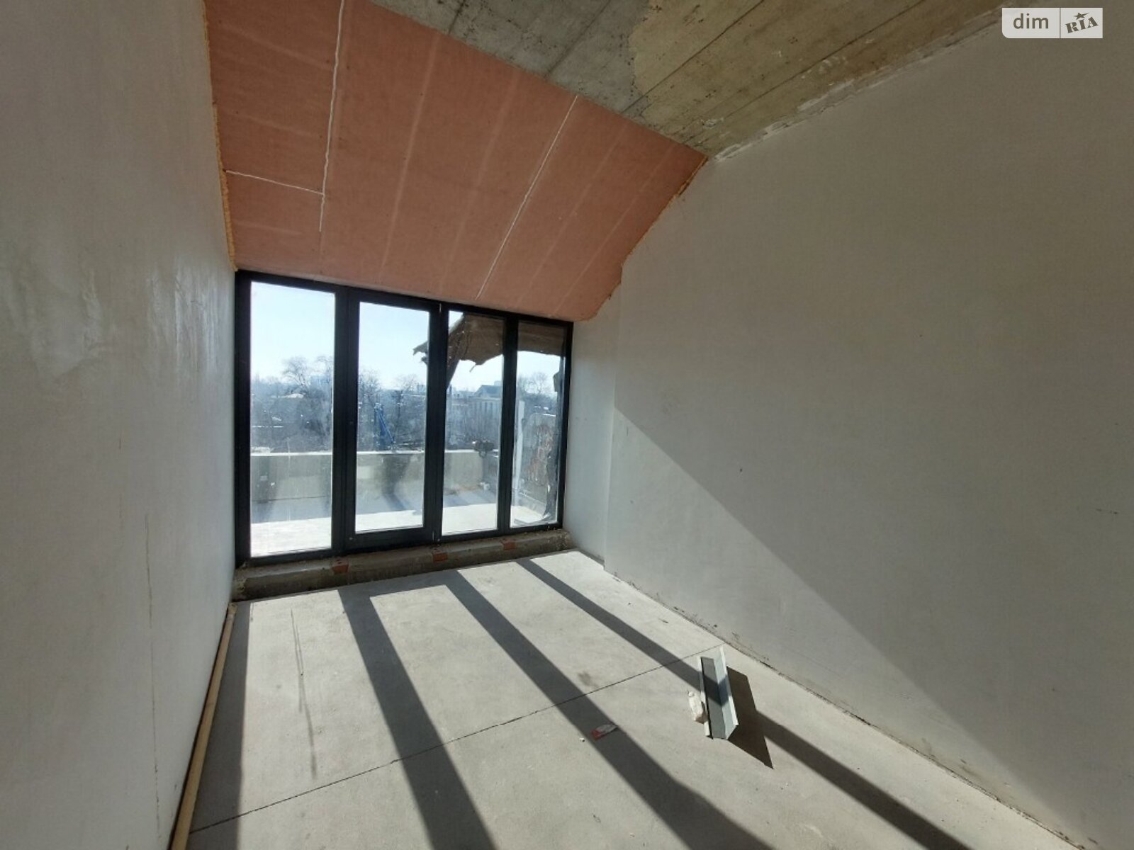 Продаж трикімнатної квартири в Одесі, на дор. Фонтанська, район Київський фото 1 Продаж трикімнатної квартири в Одесі, на дор. Фонтанська, район Київський фото 1