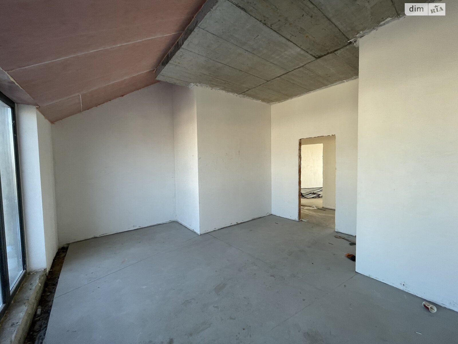 Продаж трикімнатної квартири в Одесі, на дор. Фонтанська, район Київський фото 1 Продаж трикімнатної квартири в Одесі, на дор. Фонтанська, район Київський фото 1