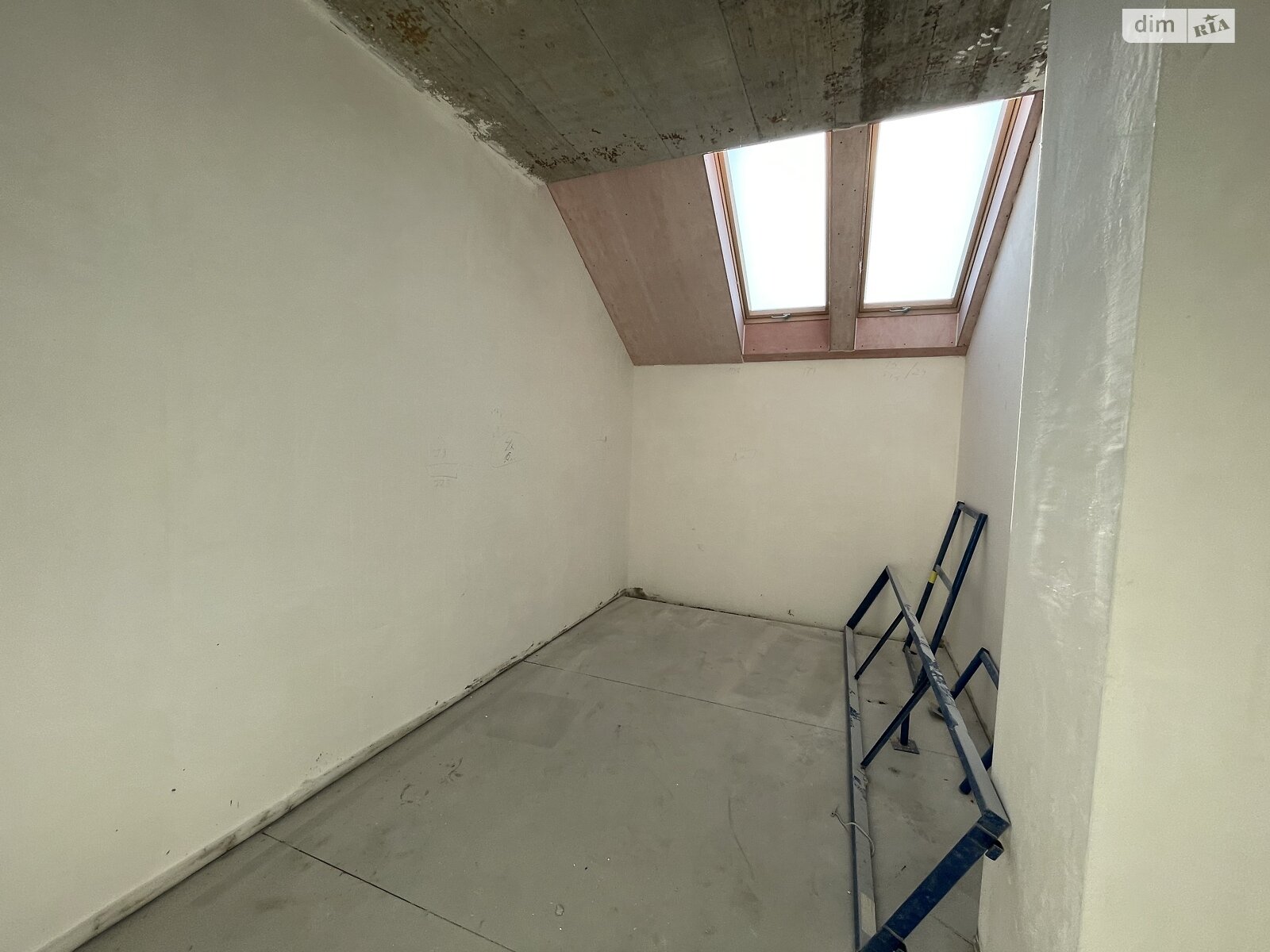 Продаж трикімнатної квартири в Одесі, на дор. Фонтанська, район Київський фото 1 Продаж трикімнатної квартири в Одесі, на дор. Фонтанська, район Київський фото 1