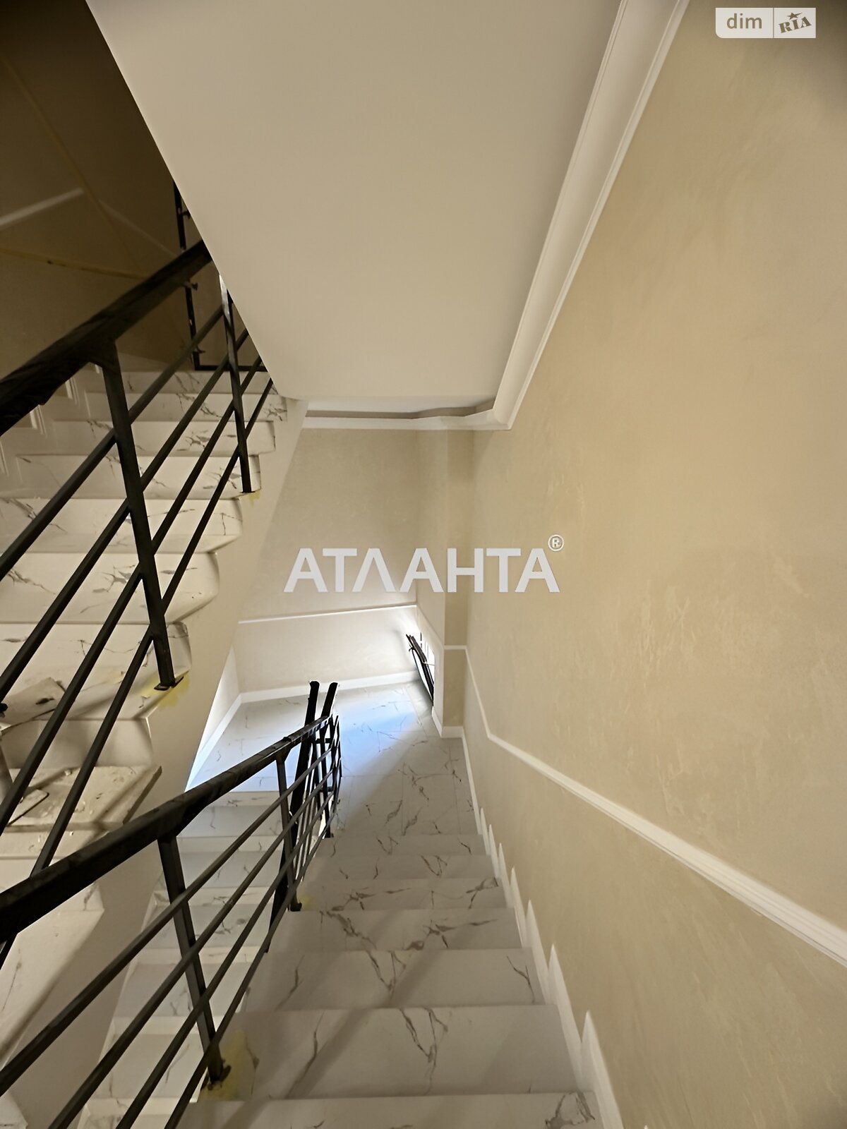Продажа двухкомнатной квартиры в Одессе, на дор. Фонтанская, район Киевский фото 2 Продажа двухкомнатной квартиры в Одессе, на дор. Фонтанская, район Киевский фото 2