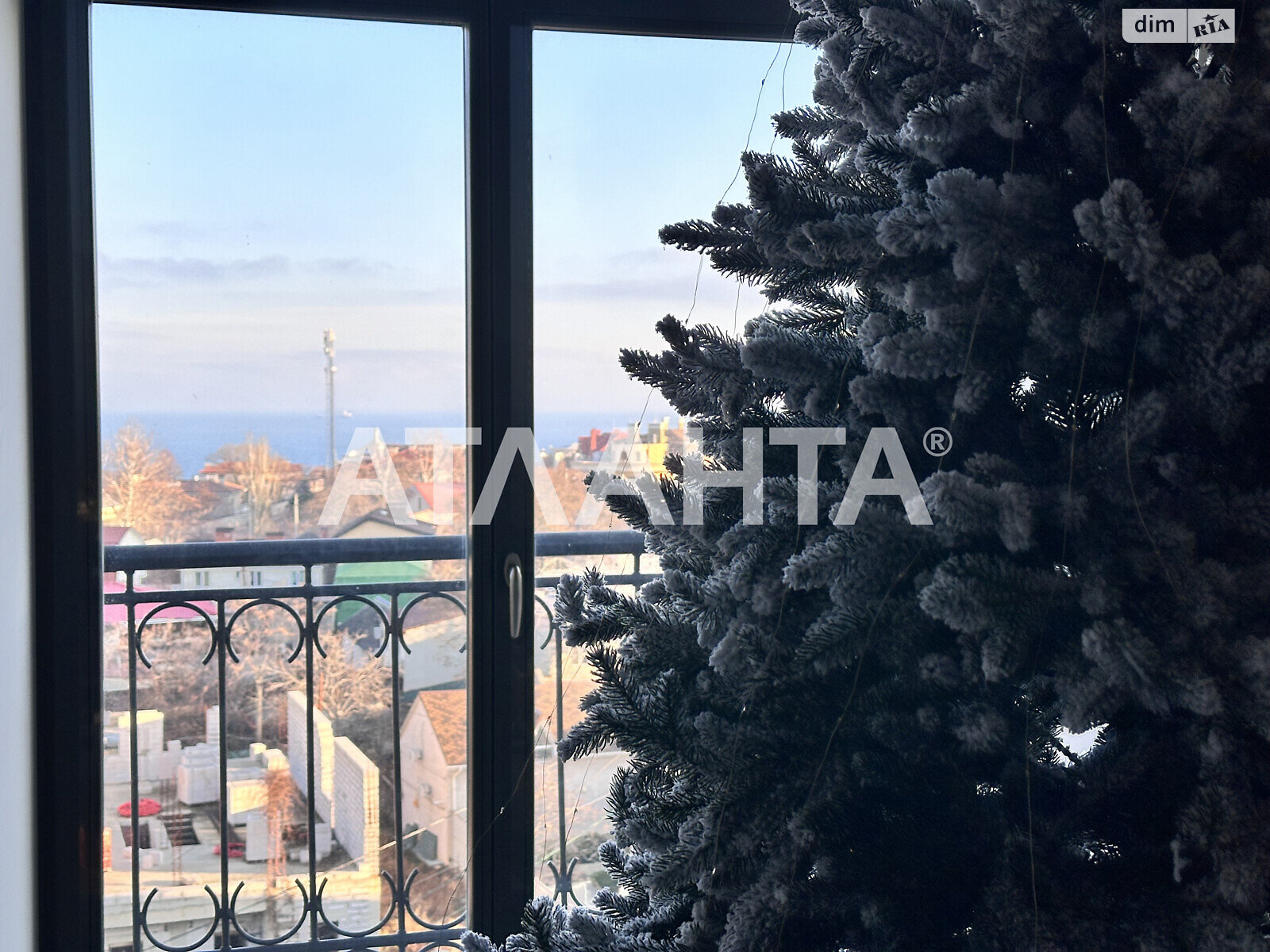 Продажа трехкомнатной квартиры в Одессе, на дор. Фонтанская, район Киевский фото 2 Продажа трехкомнатной квартиры в Одессе, на дор. Фонтанская, район Киевский фото 2