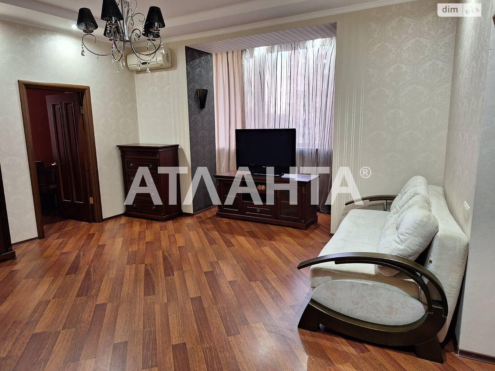 Продаж двокімнатної квартири в Одесі, на дор. Фонтанська 49/1, район Київський фото 1 Продаж двокімнатної квартири в Одесі, на дор. Фонтанська 49/1, район Київський фото 1