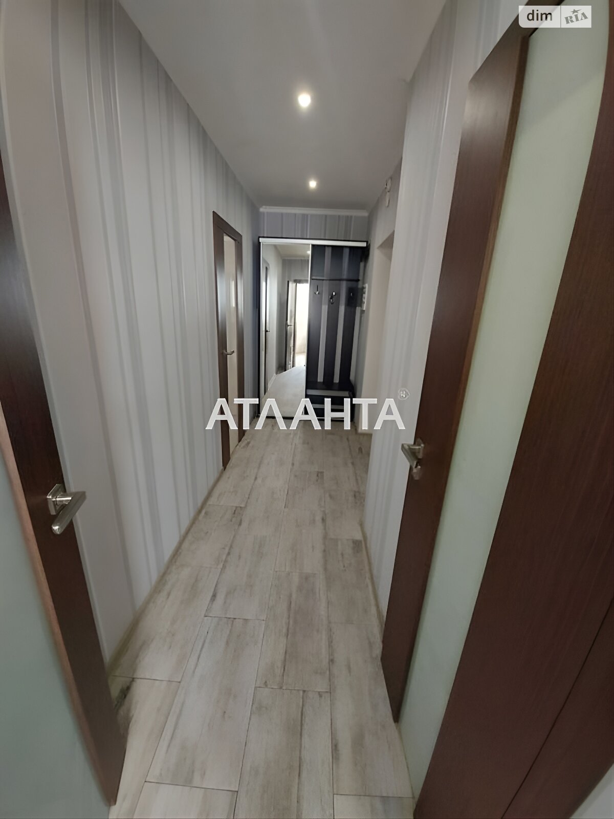 Продажа однокомнатной квартиры в Одессе, на мас. Радужный 15/1, район Киевский фото 2 Продажа однокомнатной квартиры в Одессе, на мас. Радужный 15/1, район Киевский фото 2
