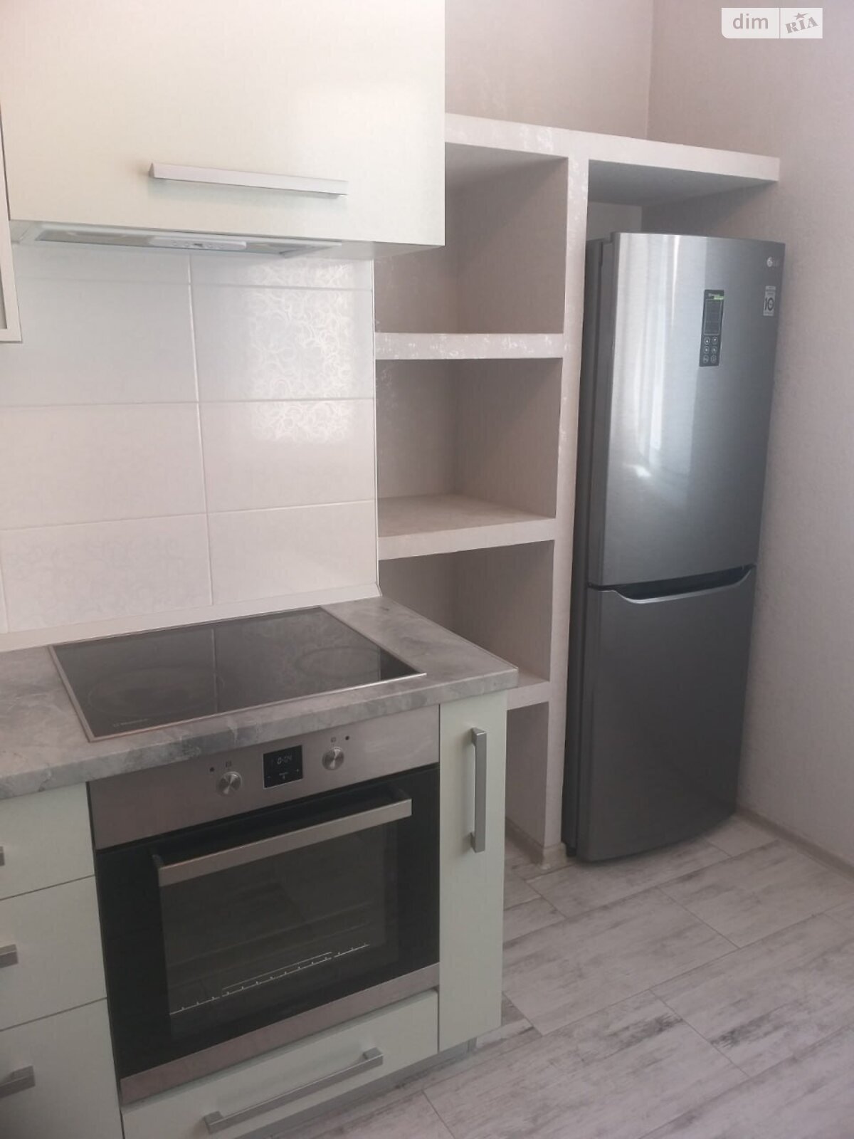 Продажа однокомнатной квартиры в Лиманке, на мас. Радужный, фото 1 Продажа однокомнатной квартиры в Лиманке, на мас. Радужный, фото 1