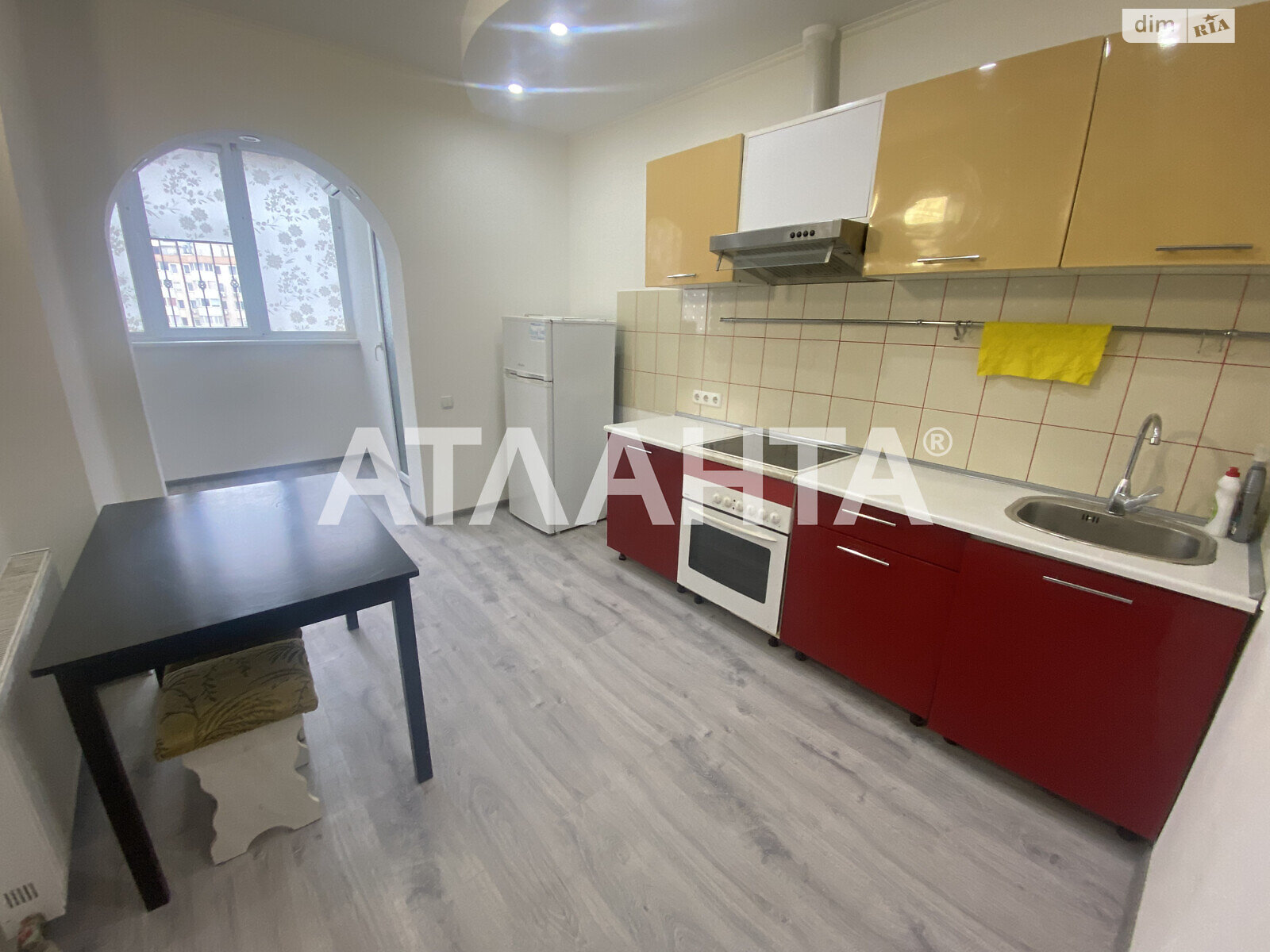 Продаж однокімнатної квартири в Одесі, на мас. Радужний 7В, район Київський фото 1