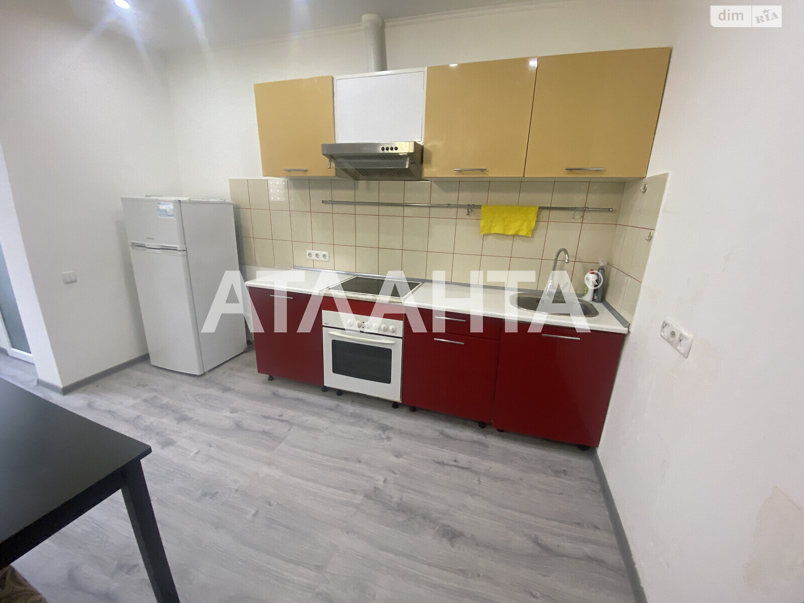 Продаж однокімнатної квартири в Одесі, на мас. Радужний 7В, район Київський фото 1