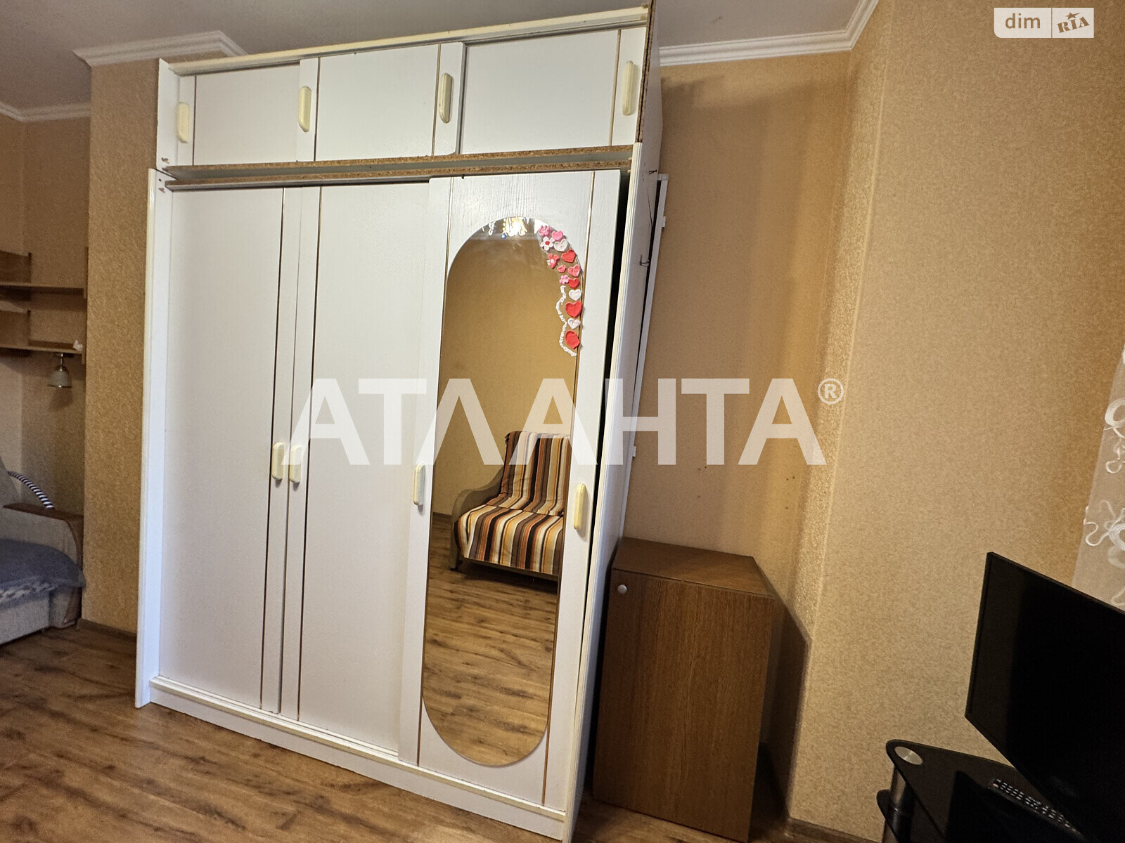 Продаж однокімнатної квартири в Одесі, на мас. Радужний, район Київський фото 1 Продаж однокімнатної квартири в Одесі, на мас. Радужний, район Київський фото 1